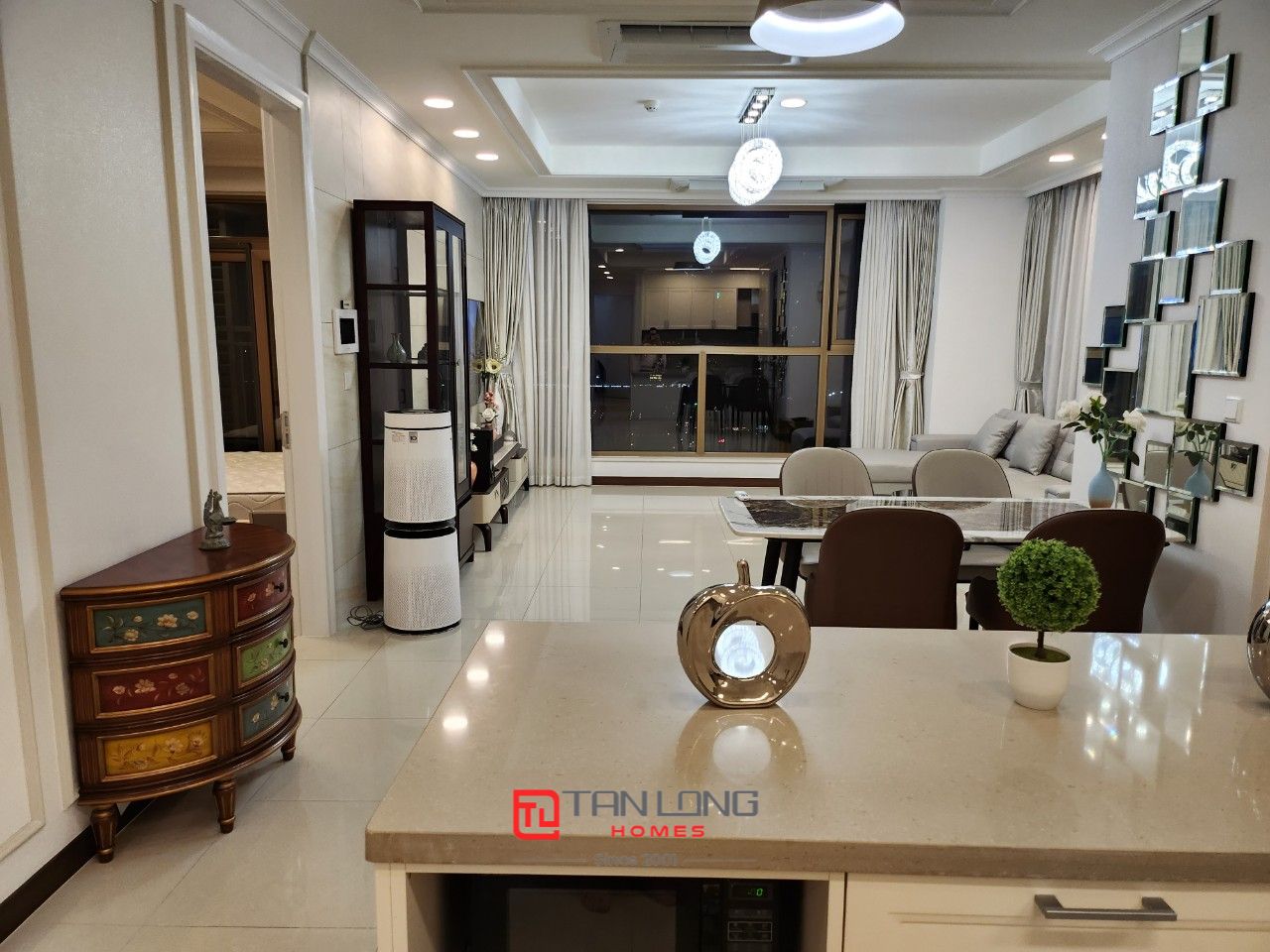 Cho thuê căn H-125m2 full đồ mới, tầng cao view Hồ siêu đẹp tòa 903 6