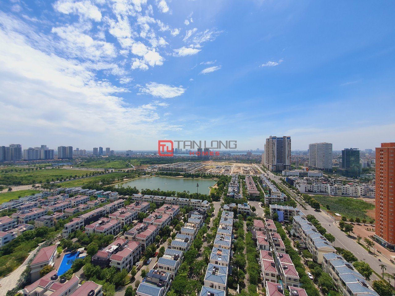 Cho thuê căn hộ 03 ngủ full đồ cao cấp chung cư Starlake Tây Hồ Tây 7