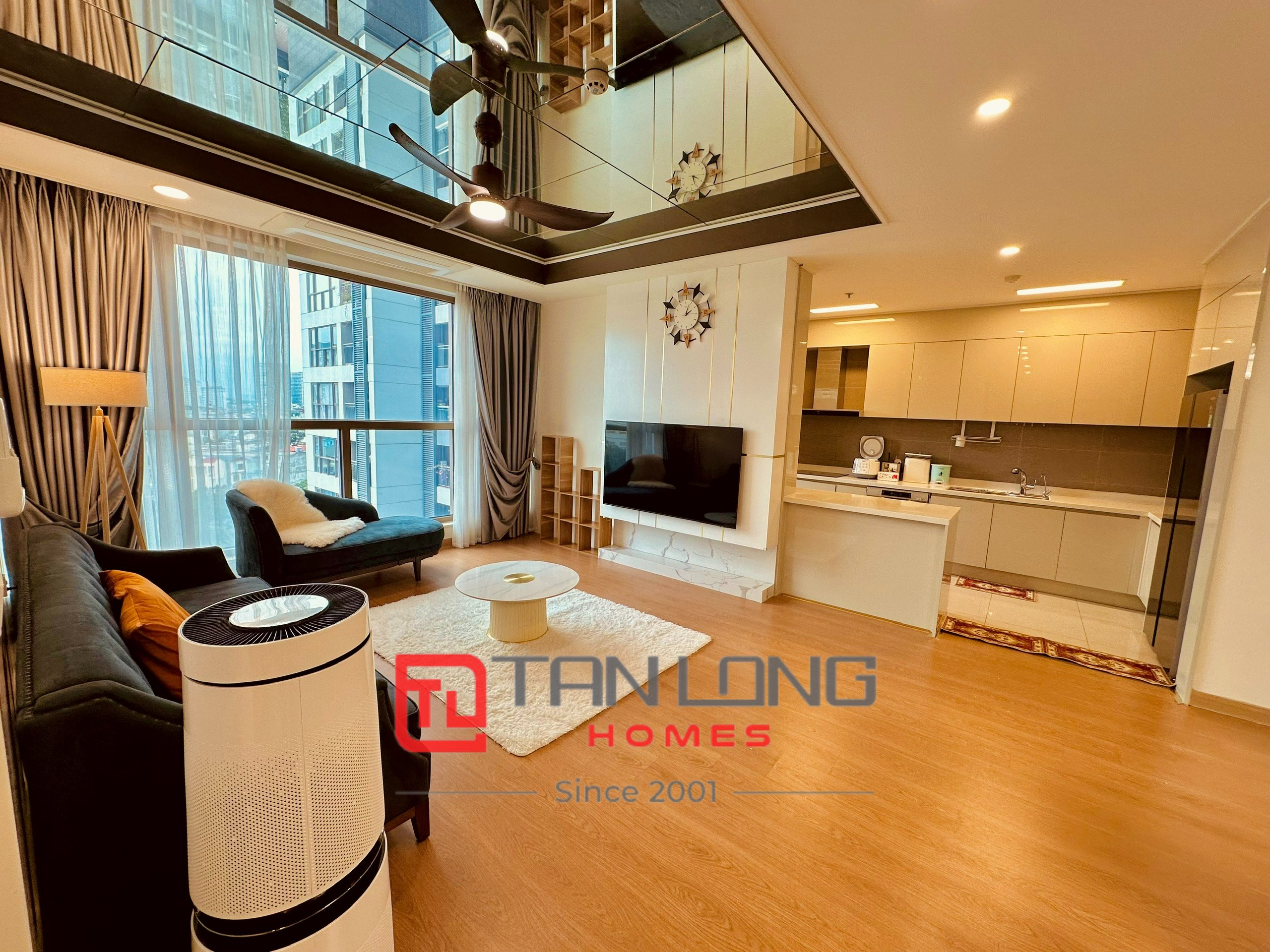 Cho thuê căn hộ 2 ngủ 101m2 full đồ mới nguyên tòa 901 Starlake 1