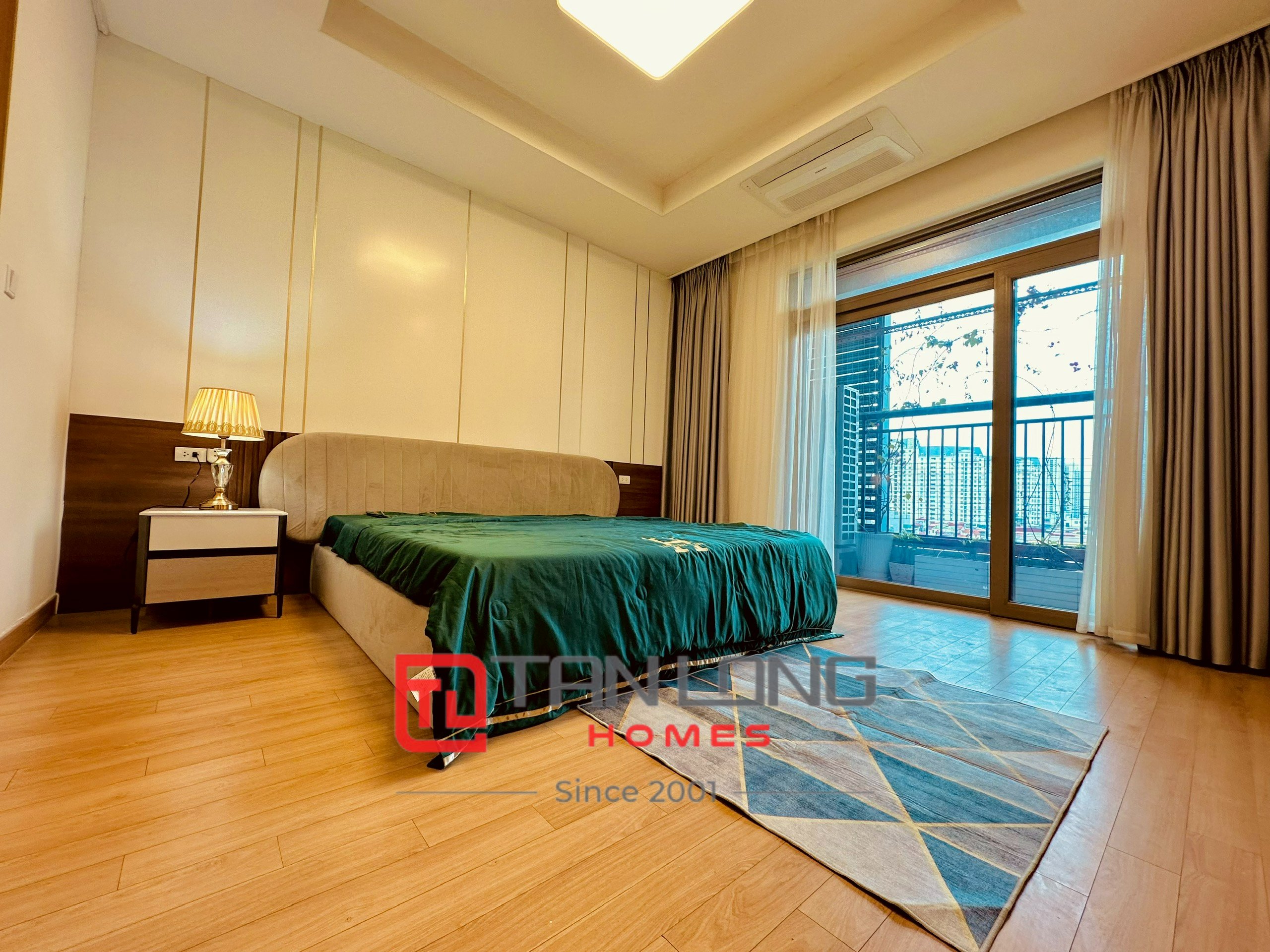 Cho thuê căn hộ 2 ngủ 101m2 full đồ mới nguyên tòa 901 Starlake 7