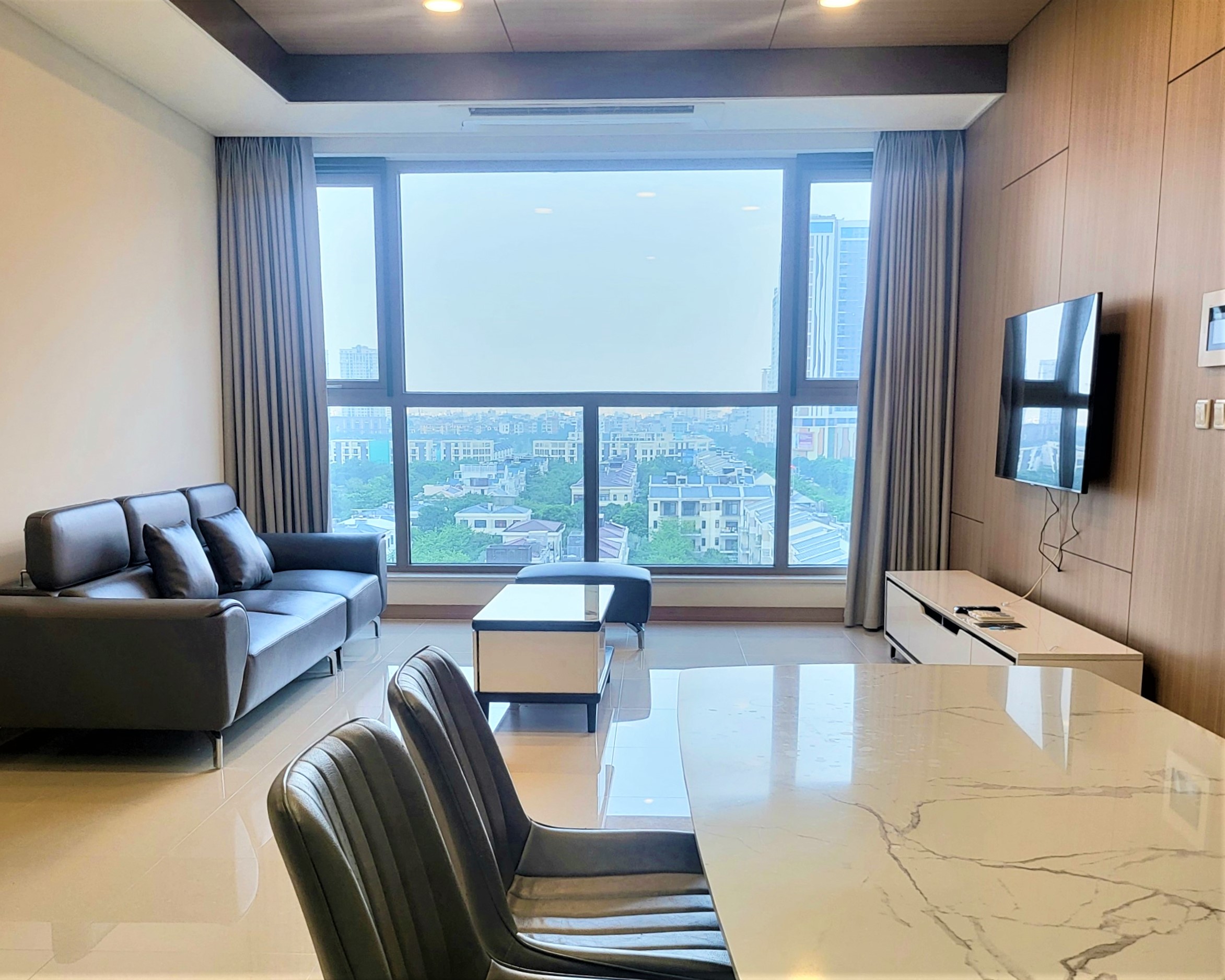 Cho thuê căn hộ 2 ngủ 101m2 full đồ mới view biệt thự tại 903 Starlake 2