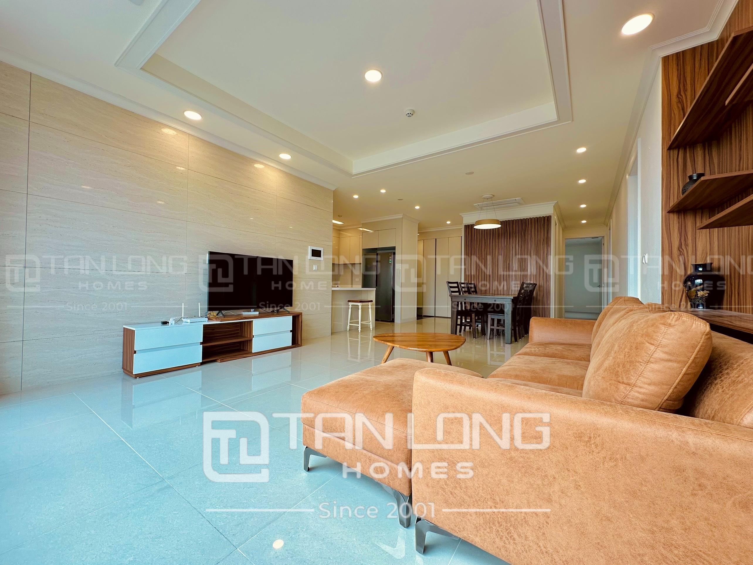 Cho thuê căn hộ 3 ngủ 113m2 full đồ mới, vị trí đẹp, giá tốt tòa 901 Starlake 1