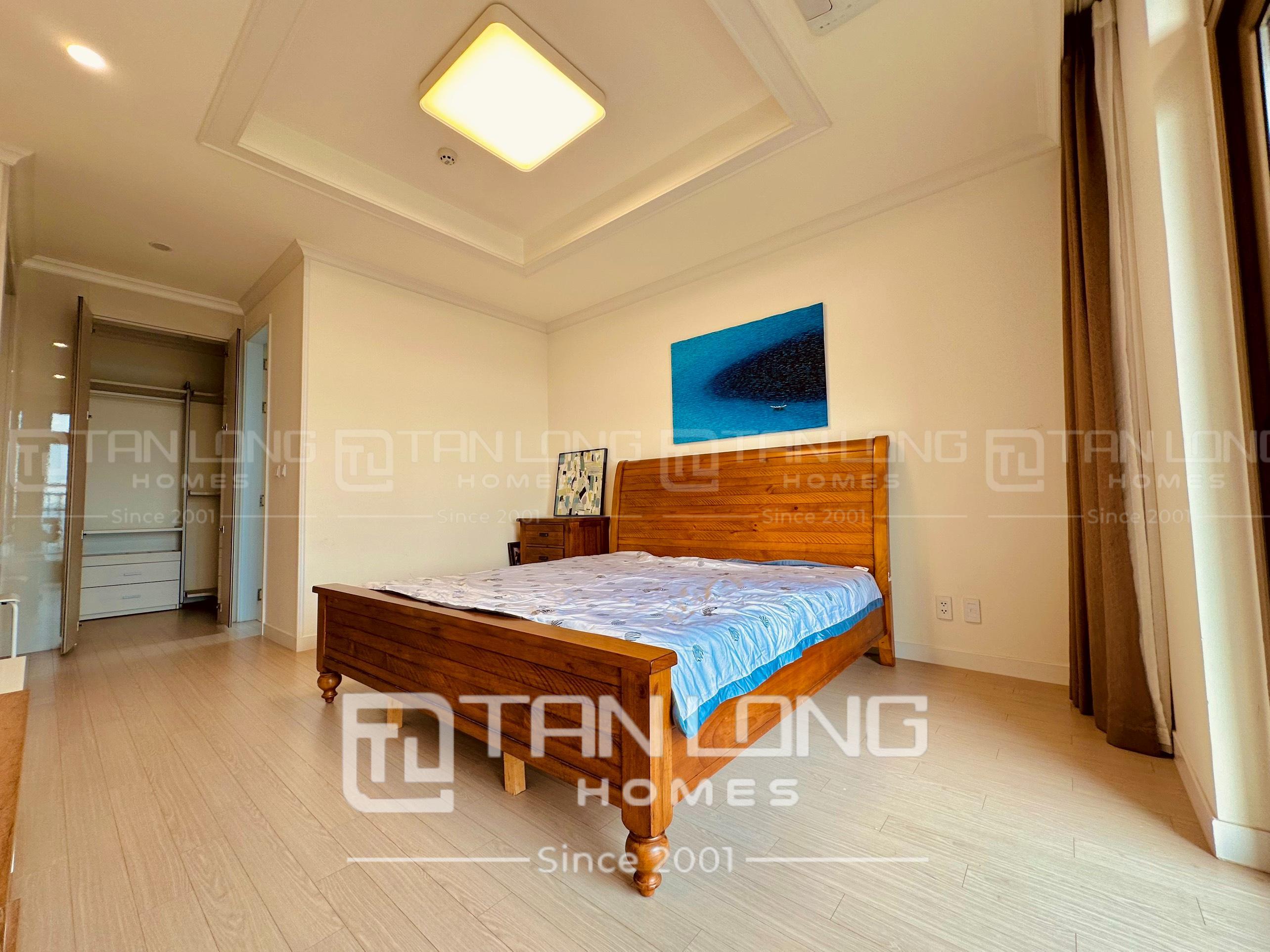 Cho thuê căn hộ 3 ngủ 113m2 full đồ mới, vị trí đẹp, giá tốt tòa 901 Starlake 4