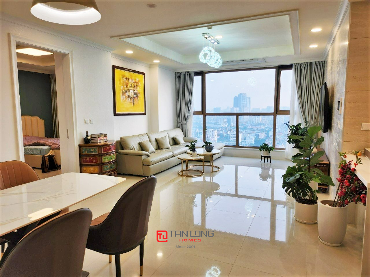 Cho thuê căn hộ 3 ngủ 113m2 full đồ view thoáng tại Starlake 5