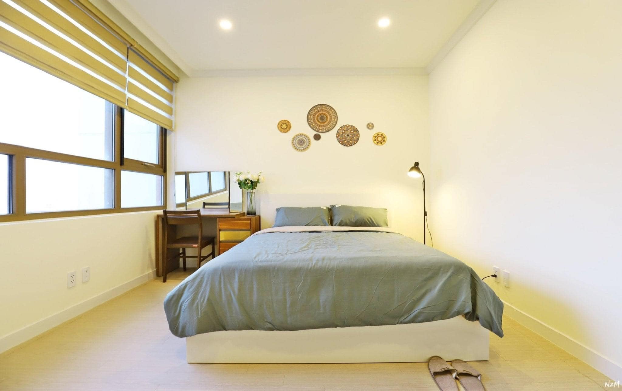 Cho thuê căn hộ 3 ngủ 125m2 full đồ tầng cao view thành phố tại 901 Starlake 7