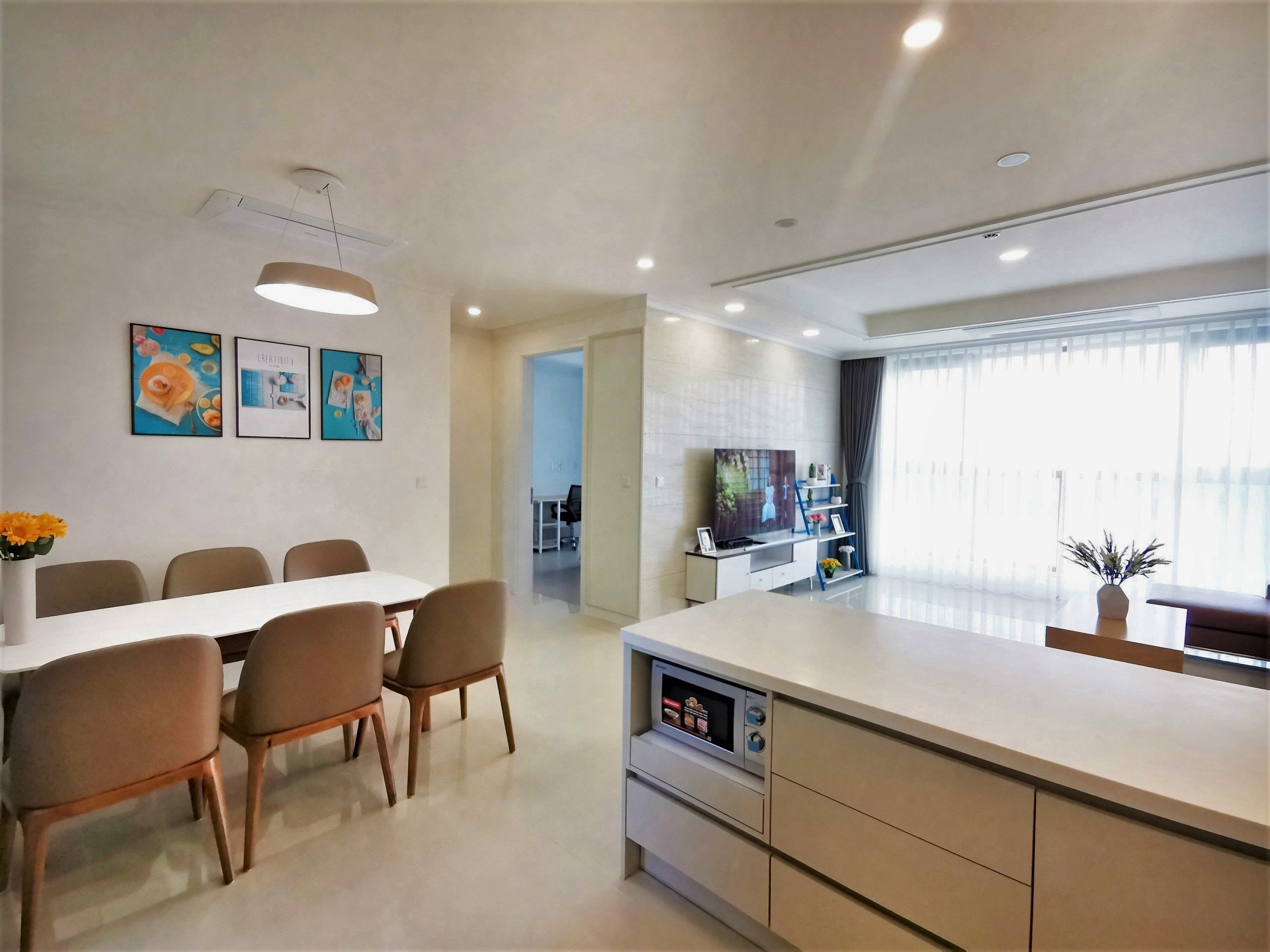 Cho thuê căn hộ 3 ngủ 128m2 view biệt thự chung cư 902 Starlake 3