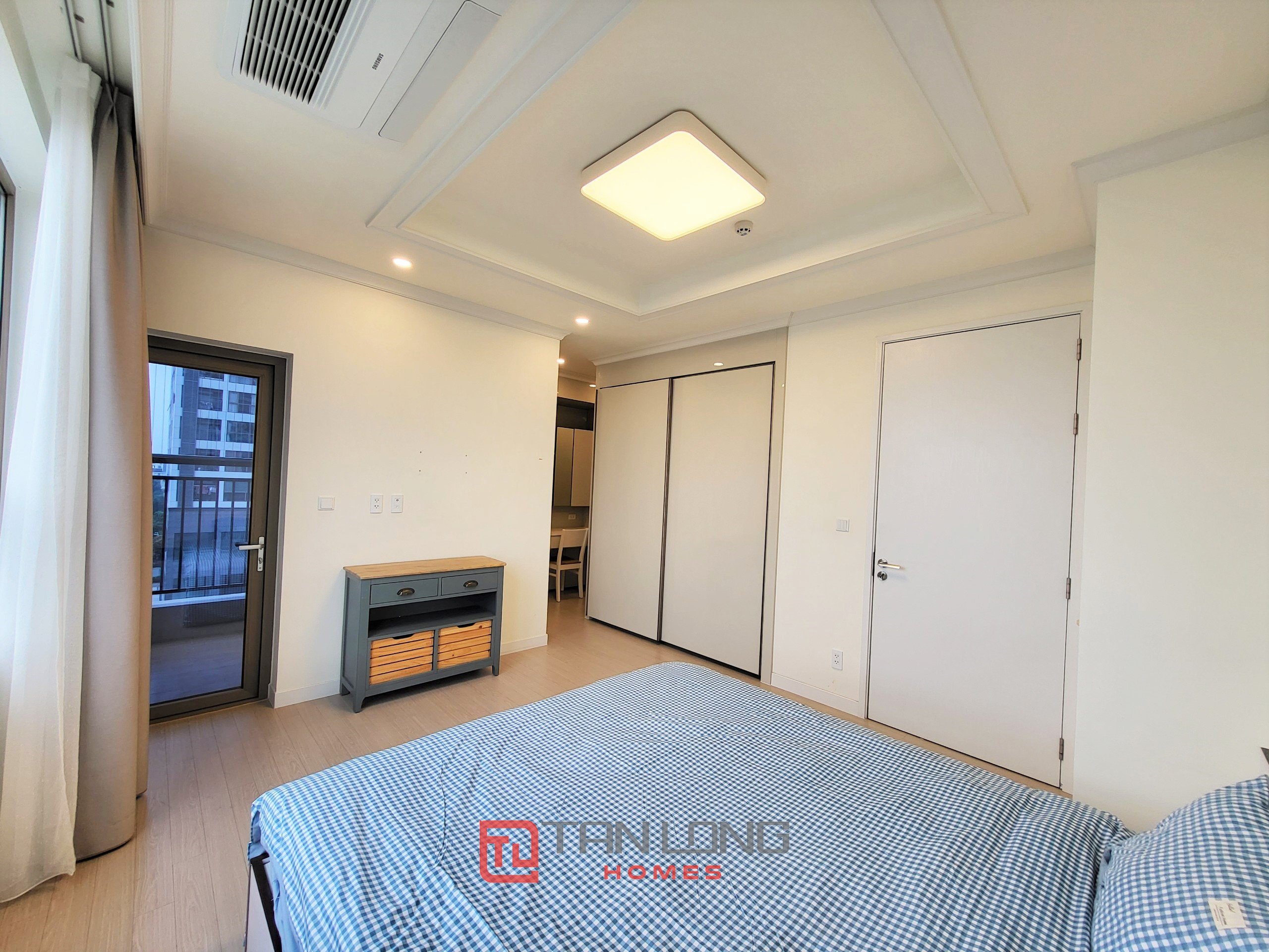 Cho thuê căn hộ 3 phòng ngủ 112m2 view biệt thự tại 902 Starlake 12