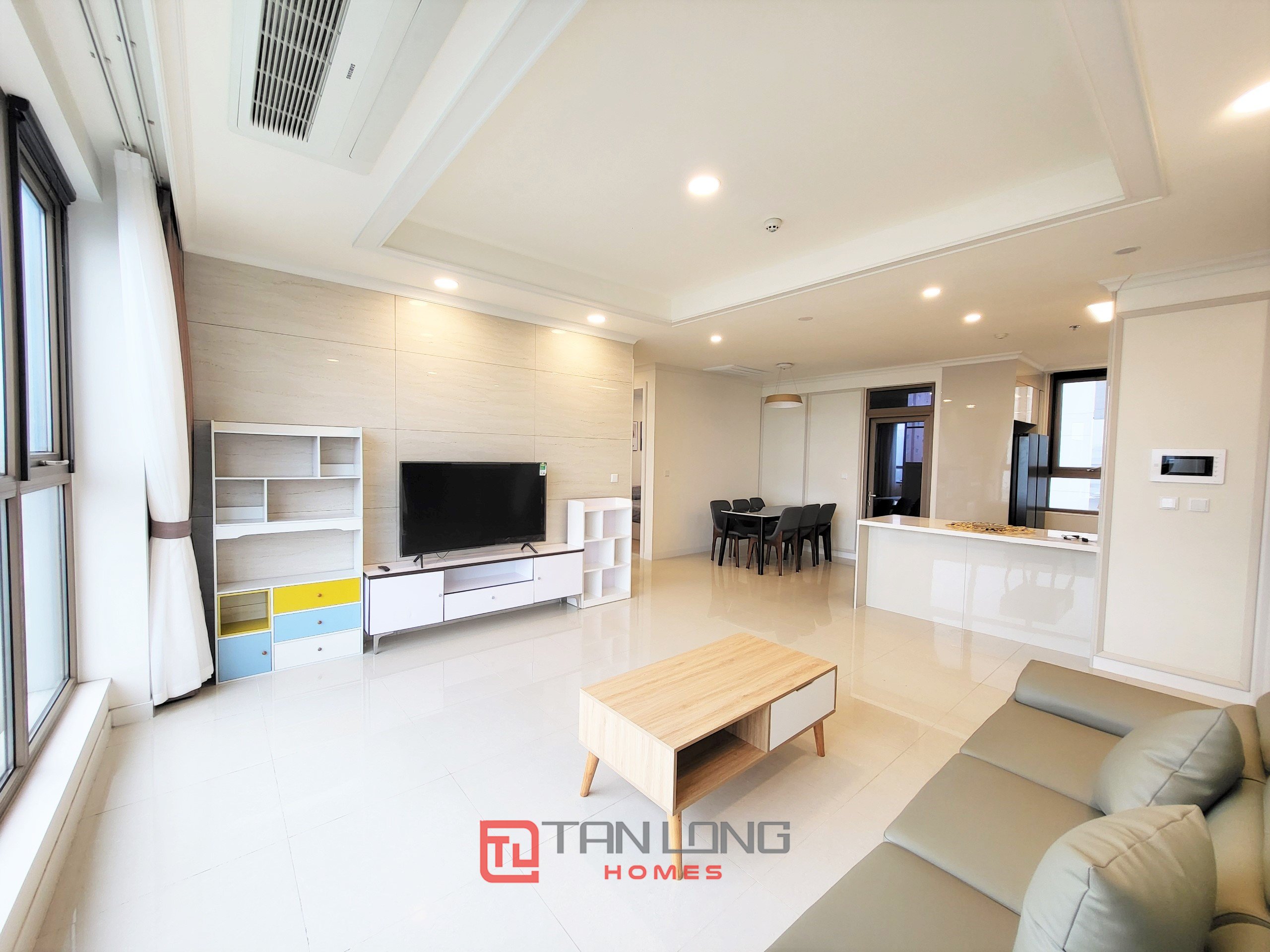 Cho thuê căn hộ 3 phòng ngủ 112m2 view biệt thự tại 902 Starlake 4