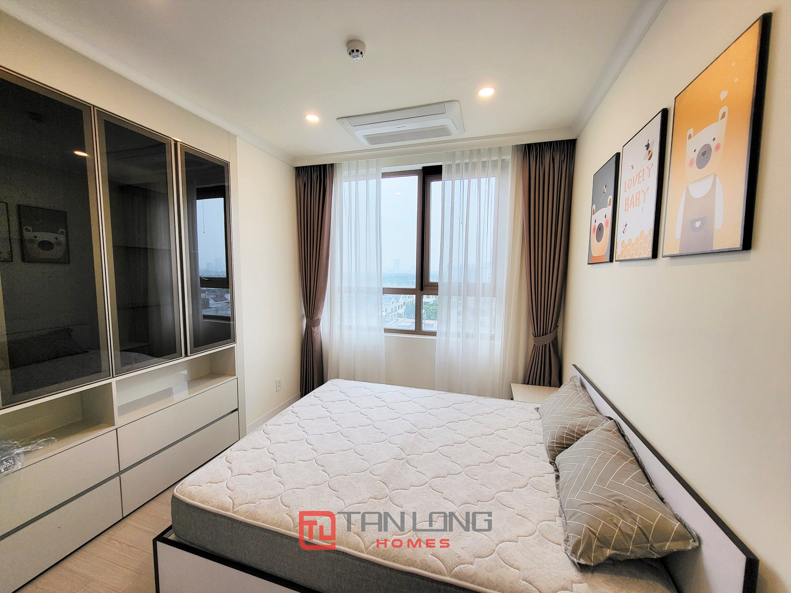 Cho thuê căn hộ 3 phòng ngủ 112m2 view biệt thự tại 902 Starlake 8