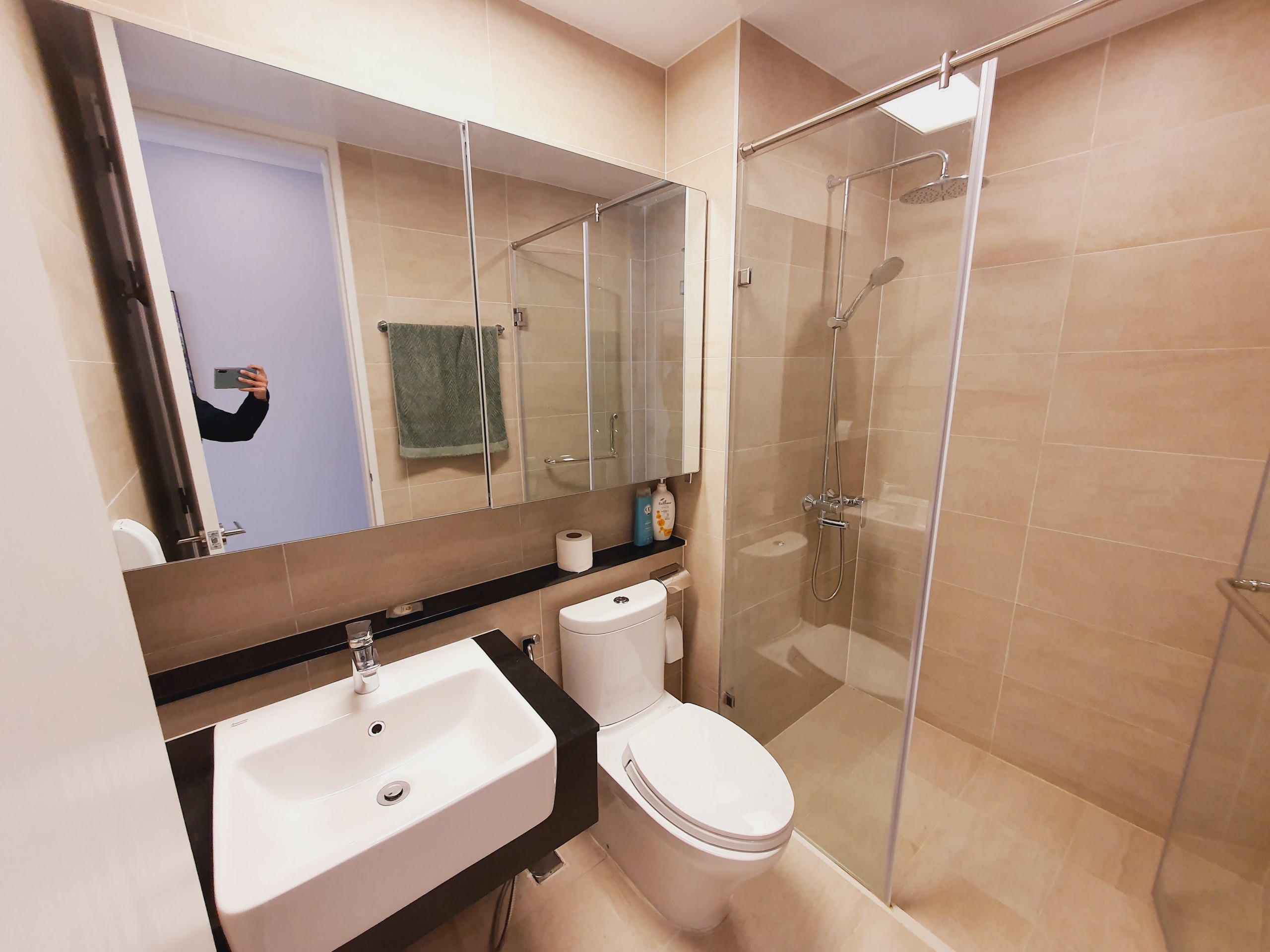 Cho thuê căn hộ 3 phòng ngủ 113m2 chung cư Starlake view hồ Tây cực đẹp 12