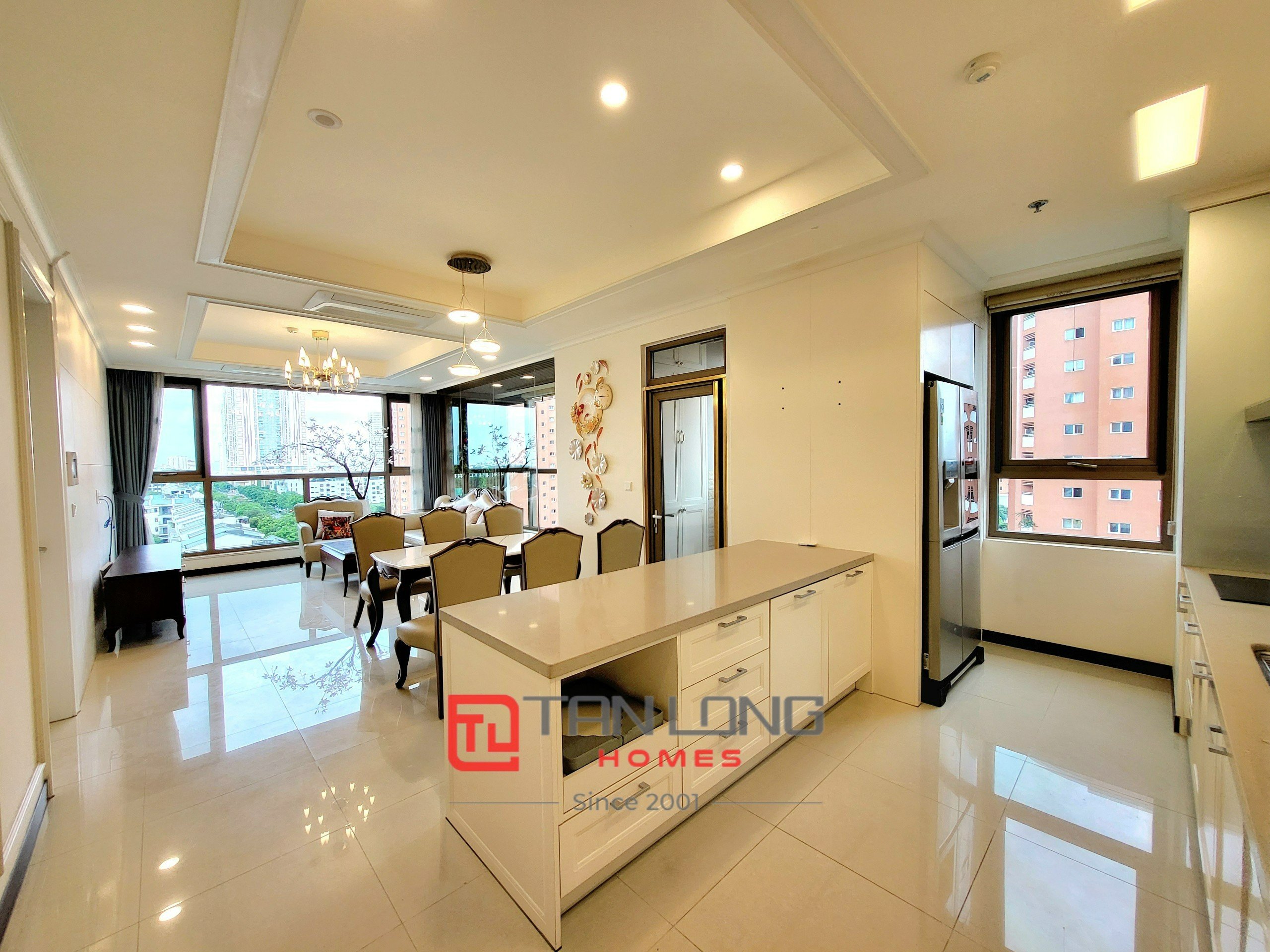 Cho thuê căn hộ 3PN rộng nhất dự án Starlake, diện tích 125m2 full đồ đẳng cấp 6