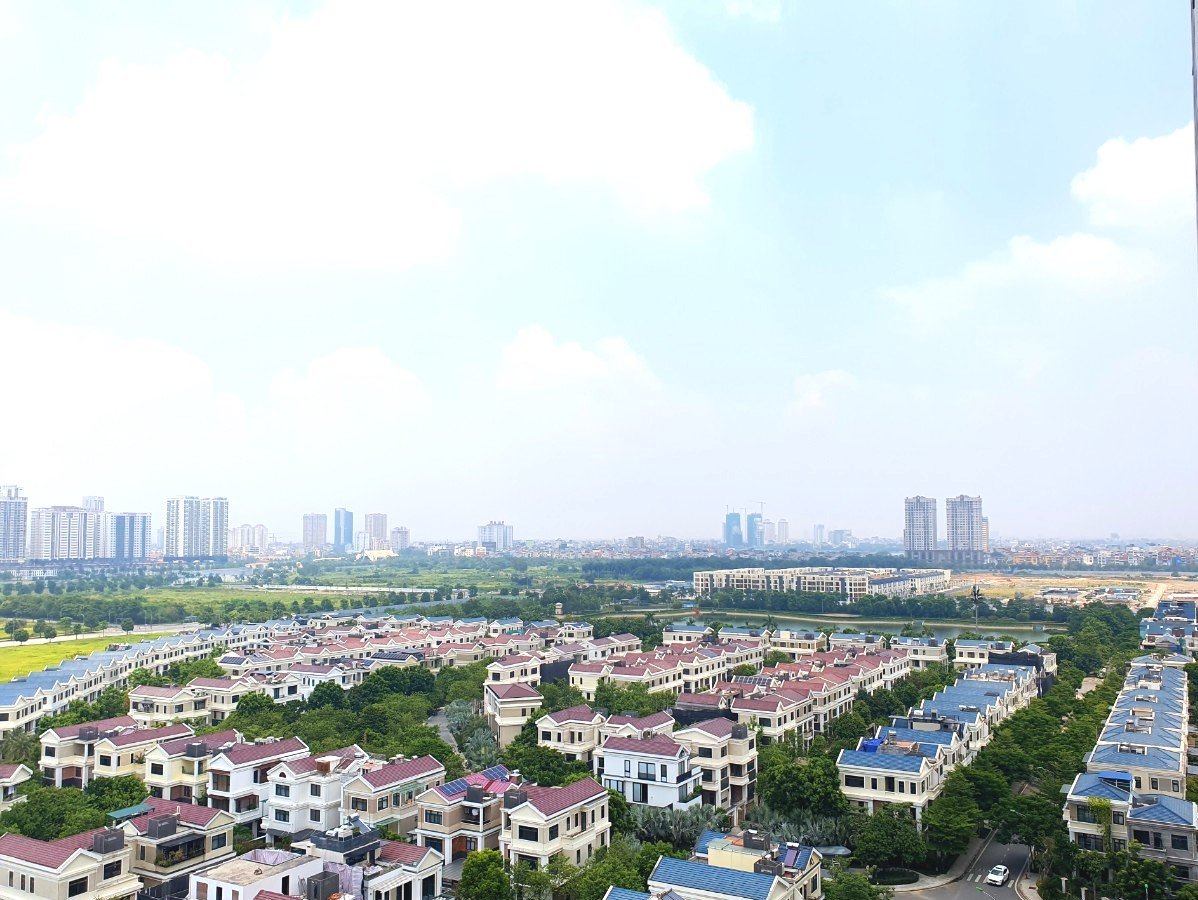 Cho thuê căn hộ 3PN/112m2 căn góc, khoảng tầng 15-20, view Hồ, full nội thất, tòa 902 Starlake 11