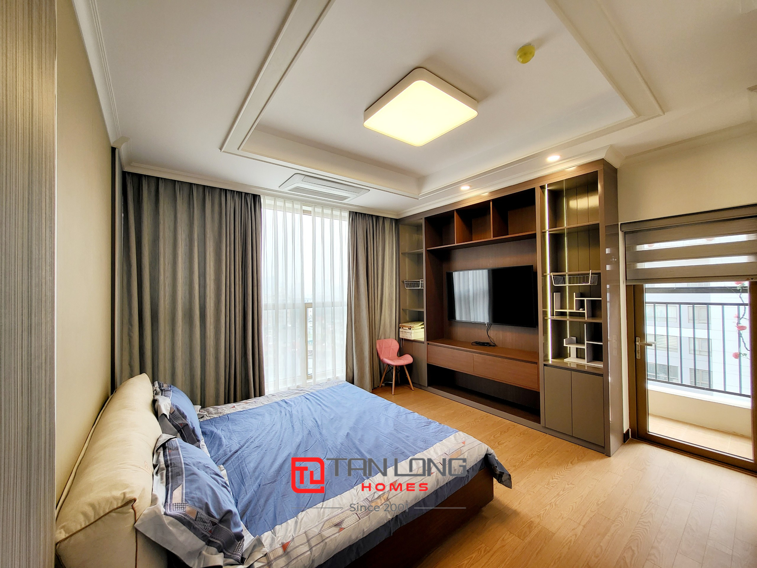 Cho thuê căn hộ 4 phòng ngủ 177m2 full đồ cao cấp tại chung cư H9 Starlake 19