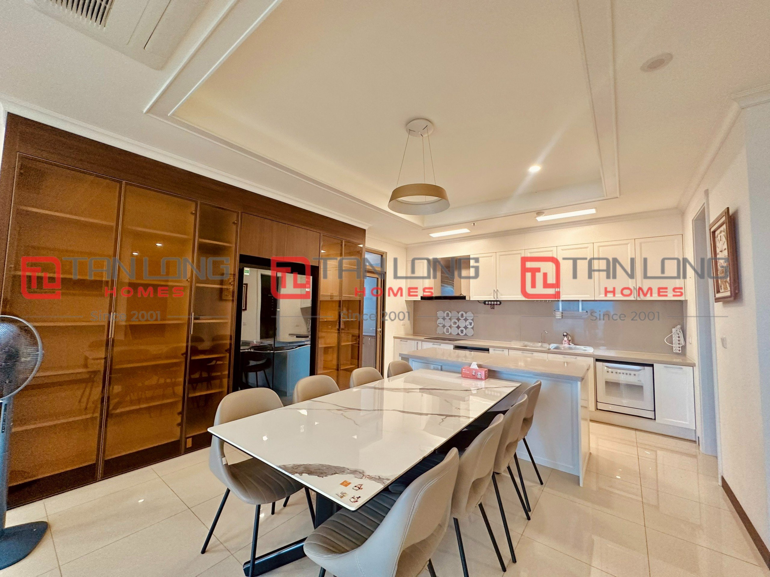 Cho thuê căn hộ cao cấp 4PN/177m2 - Căn K, full đồ đẹp view bể bơi 902 Starlake 2