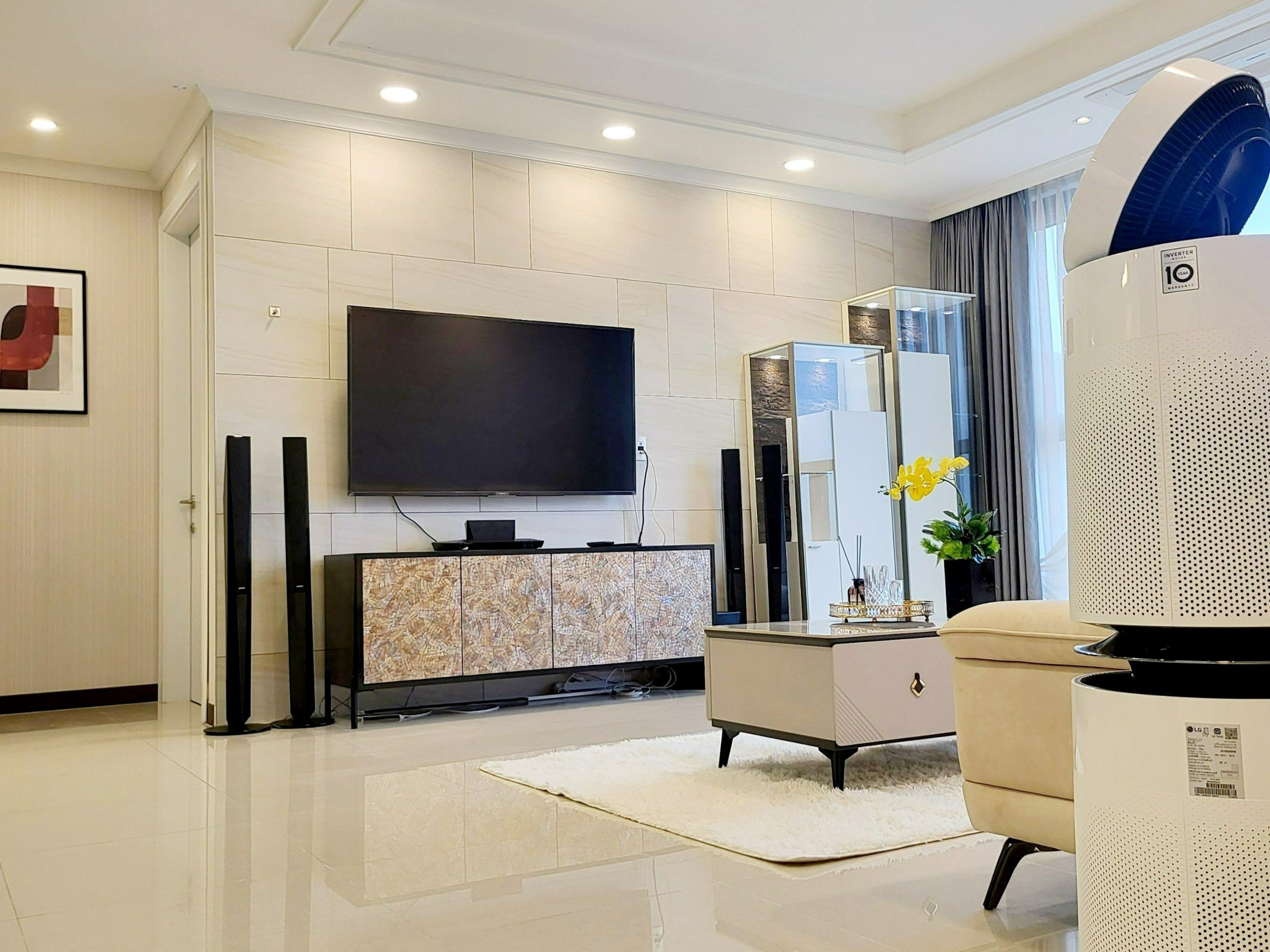Cho thuê căn hộ sang trọng 4PN/177m2 (Căn K) full đồ nhập khẩu tại 902 Starlake 2