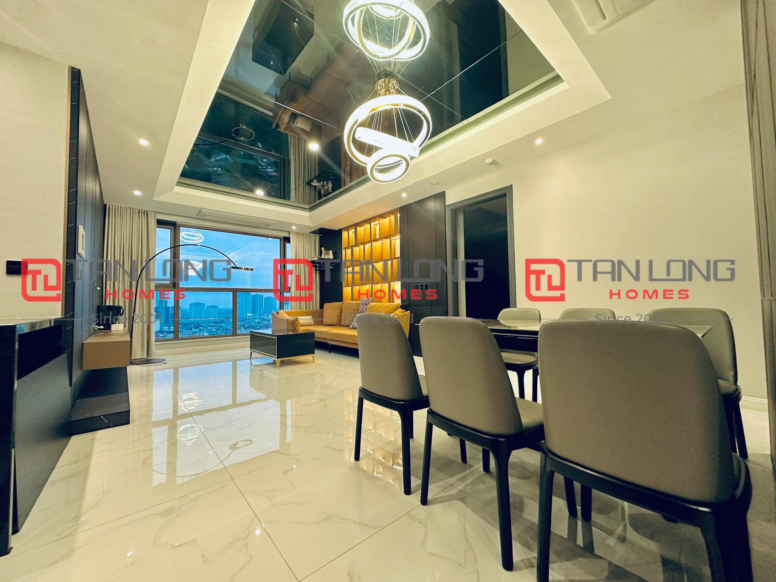 Cho thuê căn hộ Starlake 3 ngủ 113m2 full đồ tầng trung view thoáng tòa 901 3
