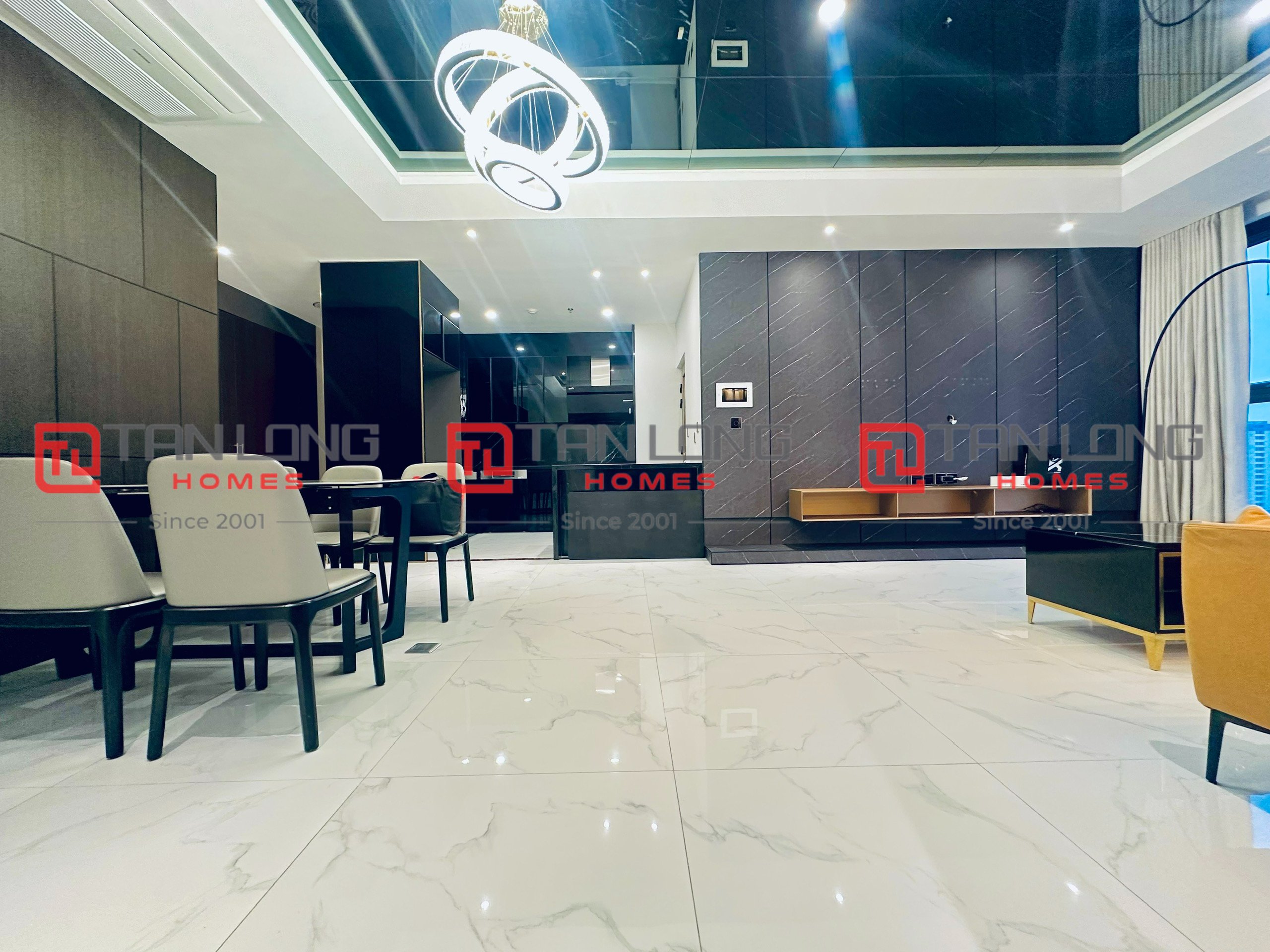 Cho thuê căn hộ Starlake 3 ngủ 113m2 full đồ tầng trung view thoáng tòa 901 4