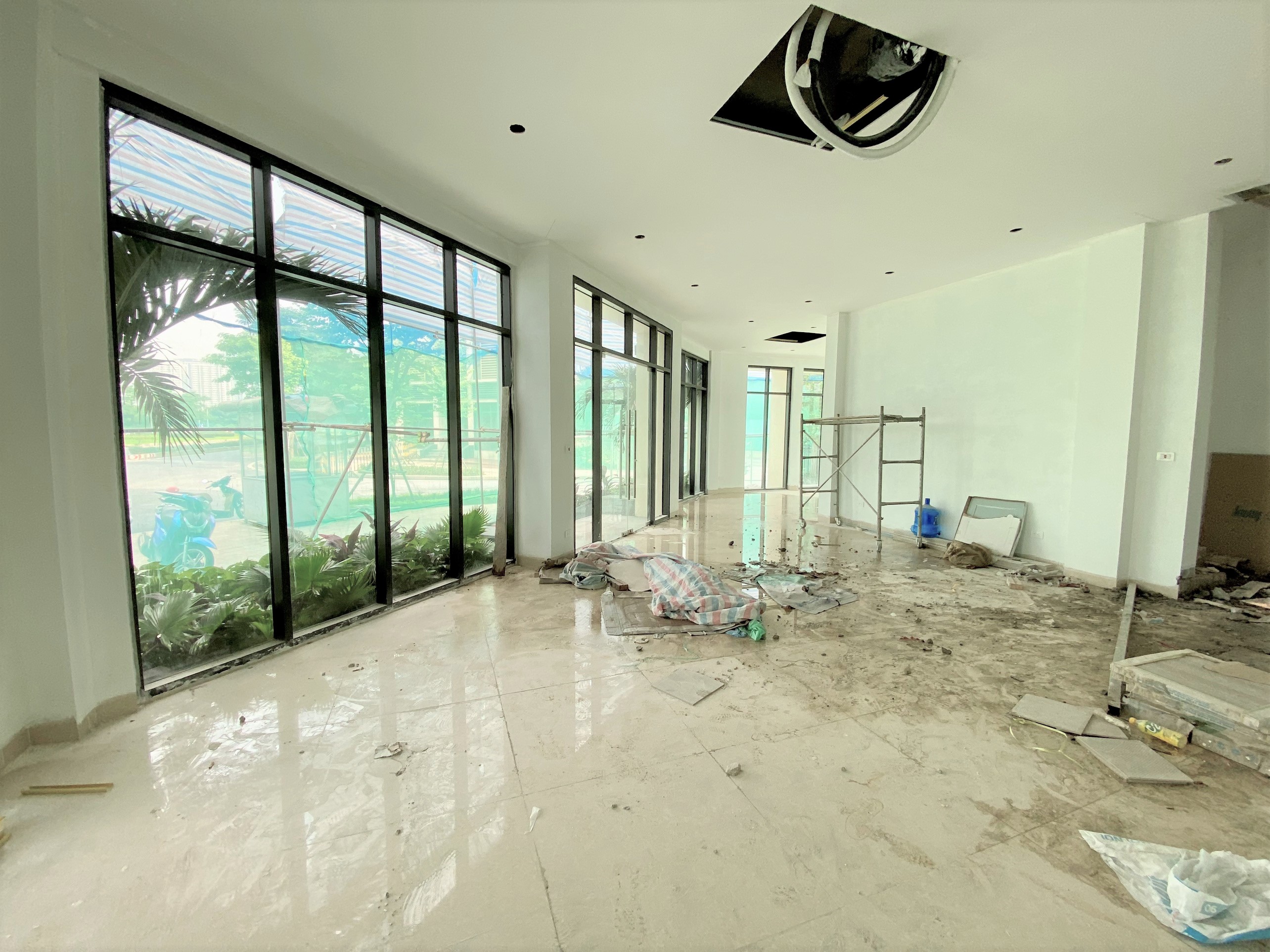 Cho thuê shophouse căn góc K5 Starlake: 226m2 x 5 tầng hoàn thiện, có thang máy 7