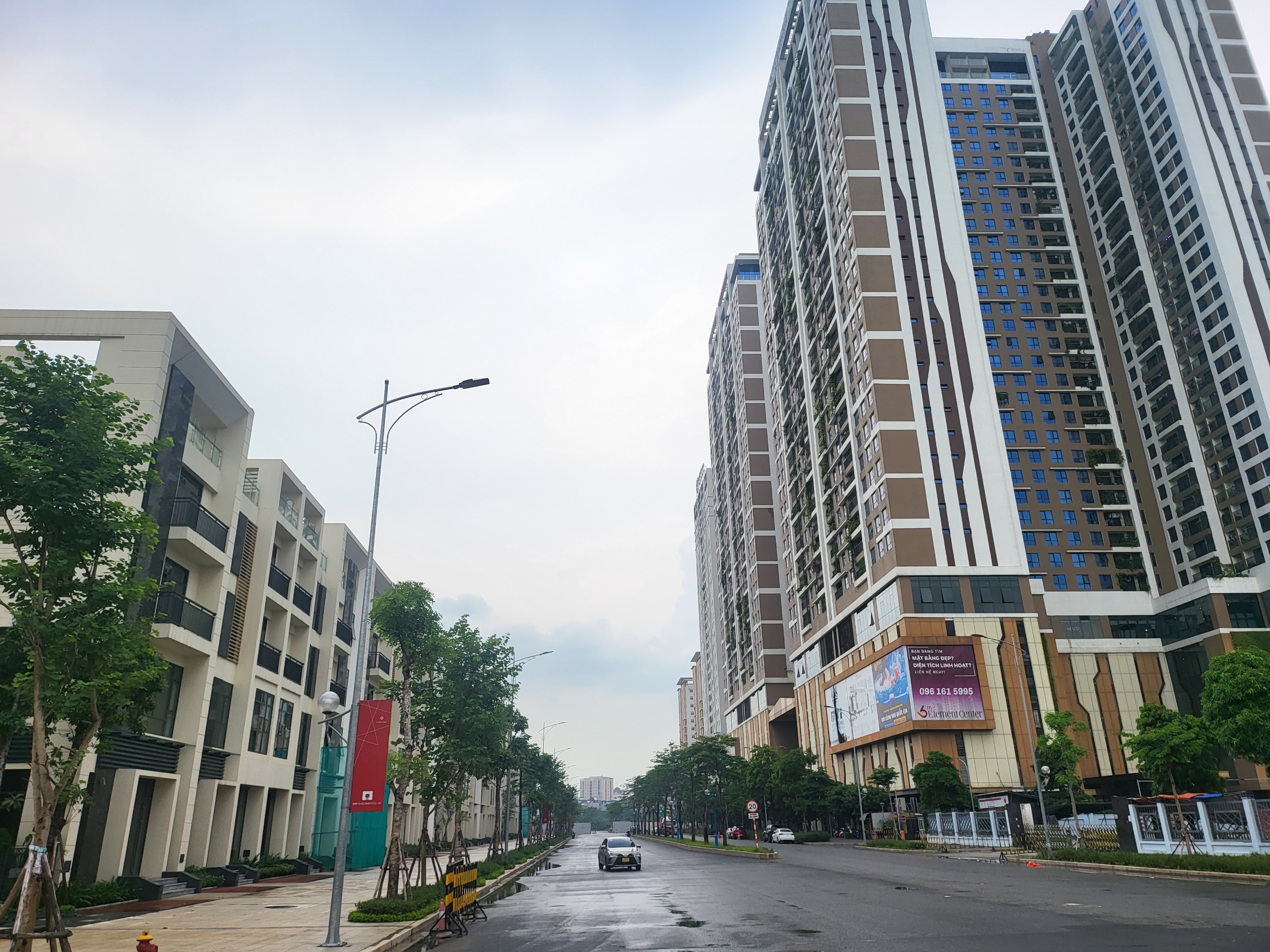 Cho thuê Shophouse Starlake K7: 172m2 hoàn thiện cơ bản, có thang máy 5