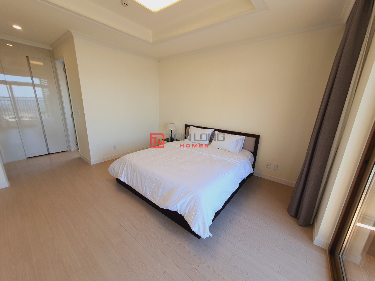 Cho thuê siêu phẩm view trực diện hồ 3PN/113,21m2 (Mẫu G) tòa 903B Starlake 7