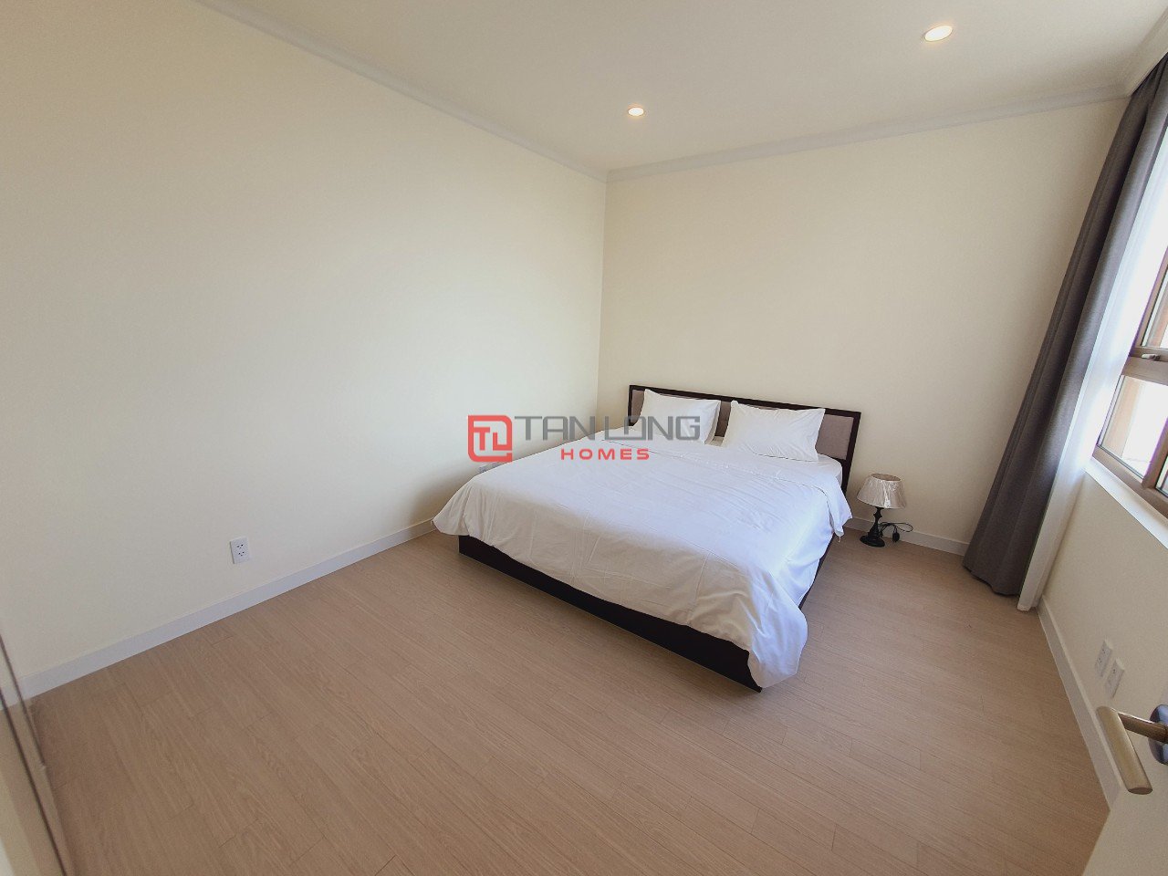 Cho thuê siêu phẩm view trực diện hồ 3PN/113,21m2 (Mẫu G) tòa 903B Starlake 9