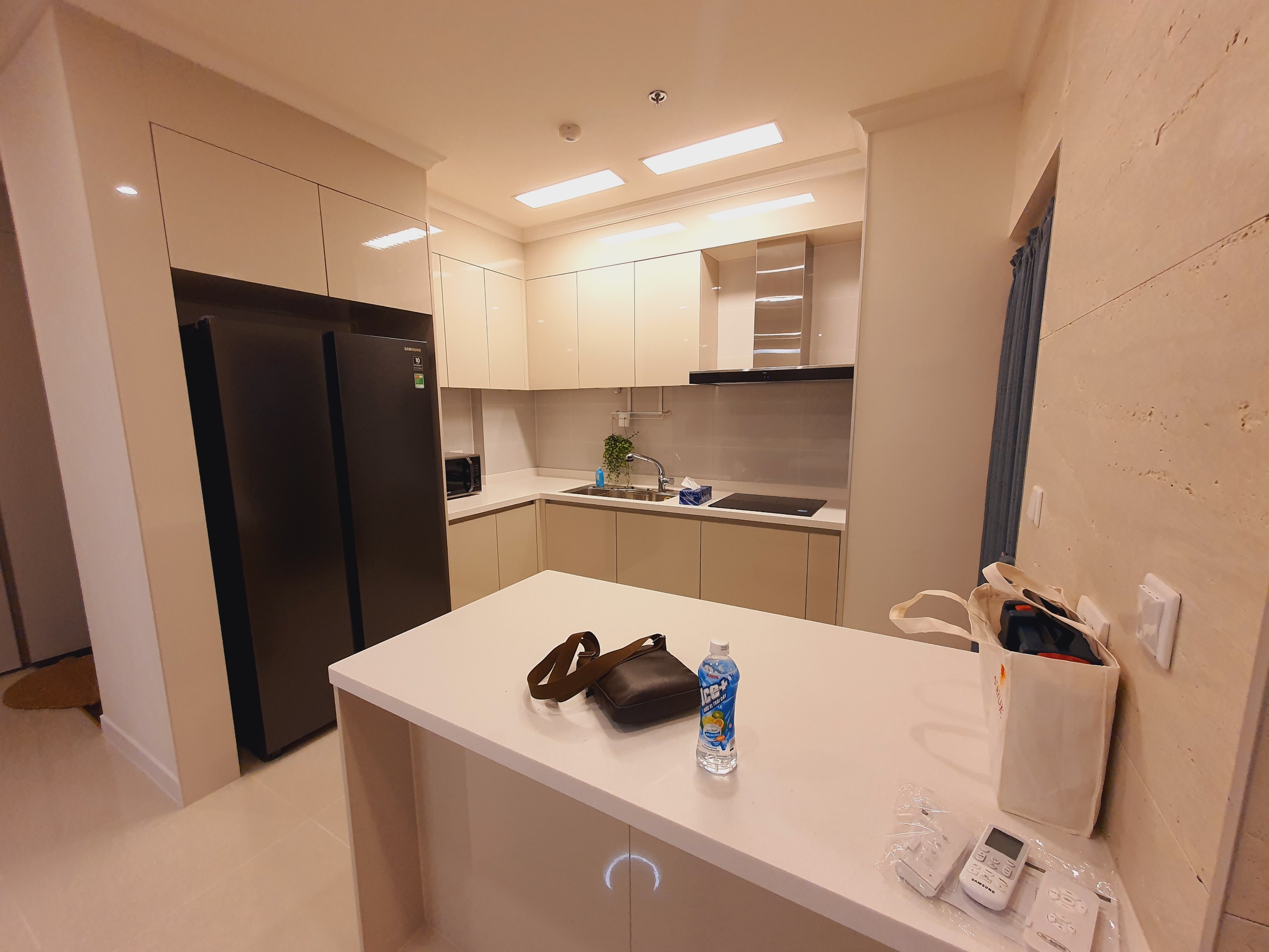 Chuyển nhượng căn 3PN/113m2 tầng trung tòa 903B Starlake Tây Hồ 5