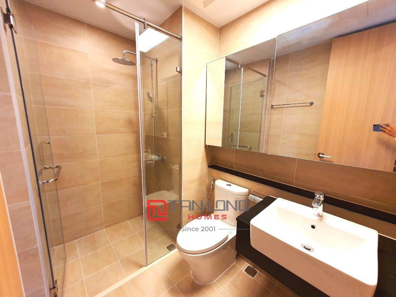 Chuyển nhượng căn hộ 2 ngủ 96m2 giá tốt, nhà mới chưa ở tòa 902 Starlake 12