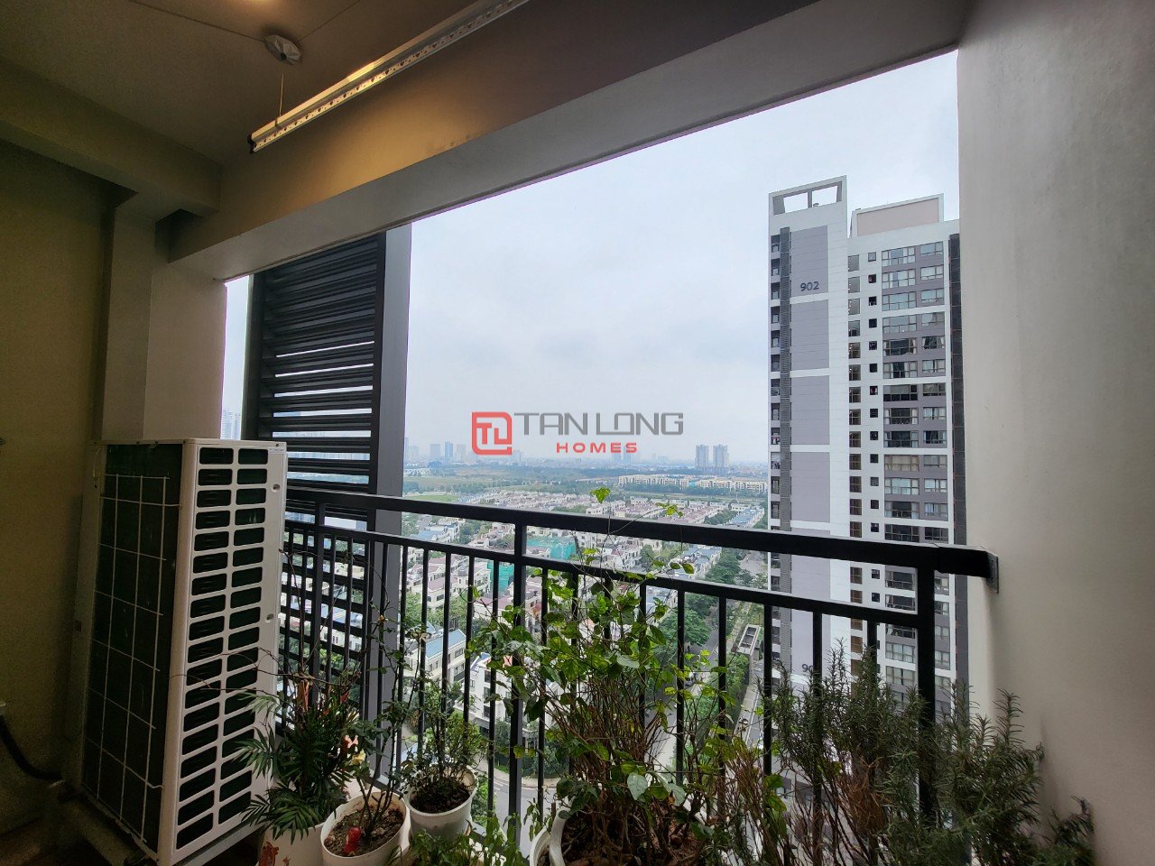 Chuyển nhượng nhanh căn hộ 3 ngủ 113,21m2 tầng cao view hồ tòa 901A Starlake 12