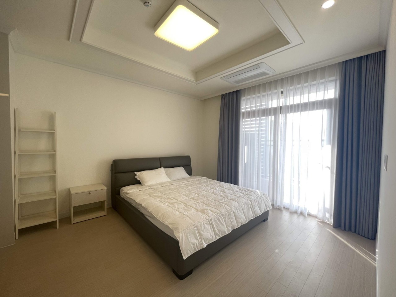 GIÁ RẺ NHẤT 3PN STARLAKE: Cho thuê căn 110m2 full đồ mới đẹp tòa 901 11