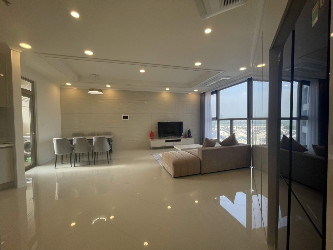 GIÁ RẺ NHẤT 3PN STARLAKE: Cho thuê căn 110m2 full đồ mới đẹp tòa 901 5