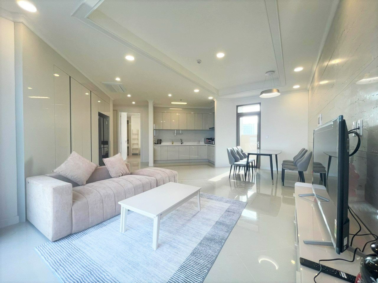 GIÁ RẺ NHẤT! Cho thuê căn 3PN/110m2 full đồ mới tại 901 Starlake 1