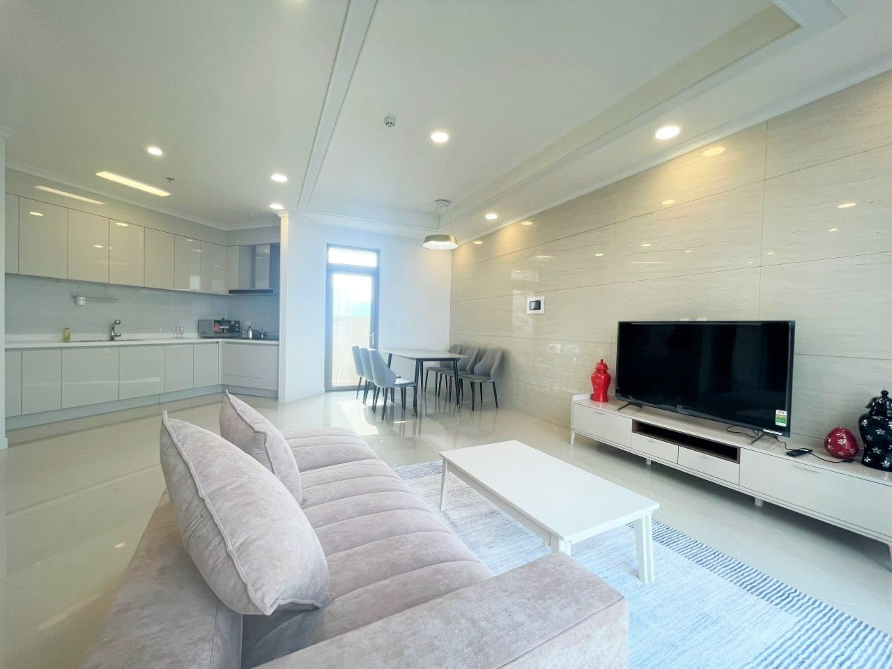 GIÁ RẺ NHẤT! Cho thuê căn 3PN/110m2 full đồ mới tại 901 Starlake 2