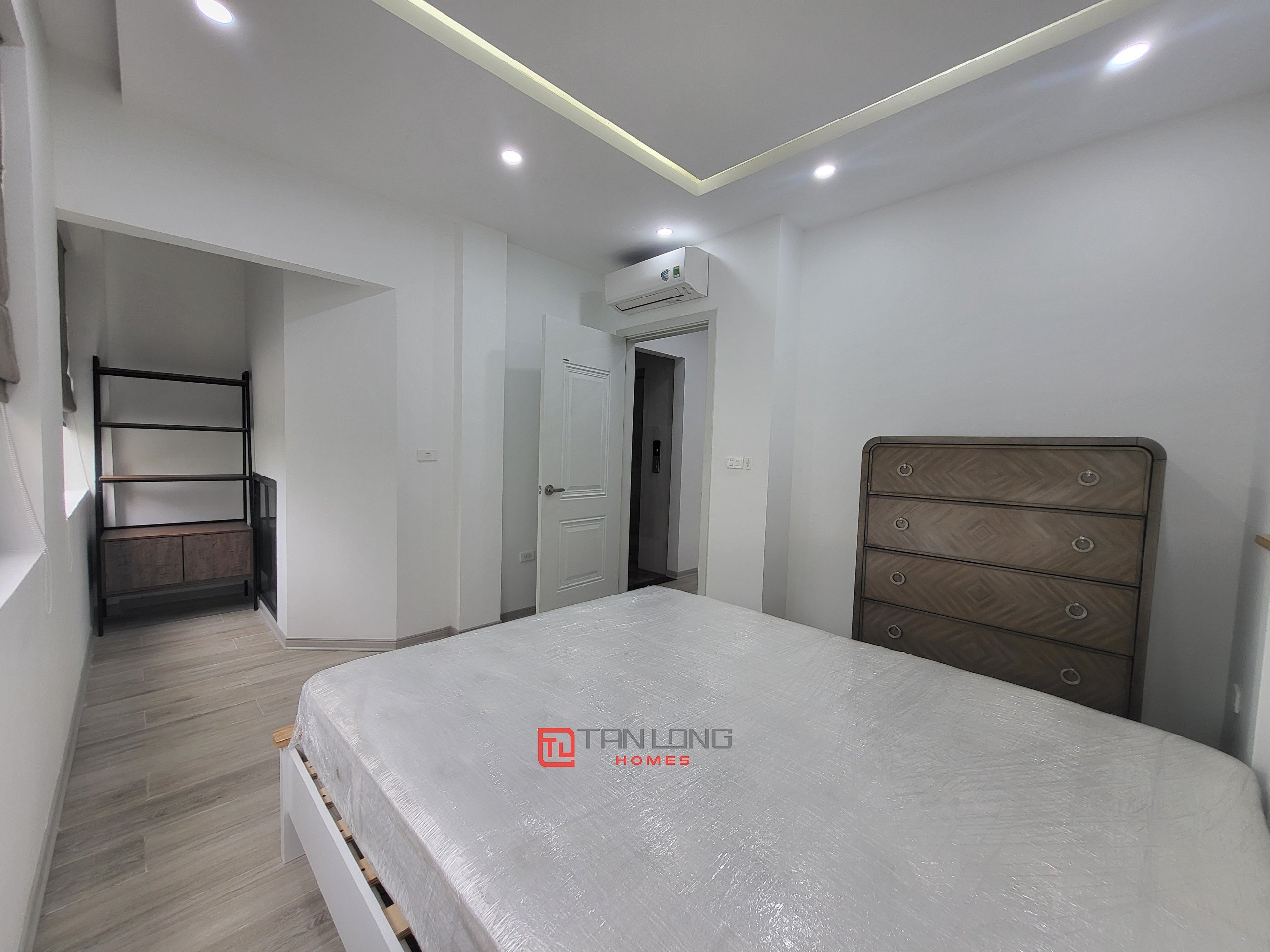 Hàng siêu hot! Cho thuê biệt thự GĐ1 hoàn thiện 132m2 x 4 tầng full đồ mới Starlake 13