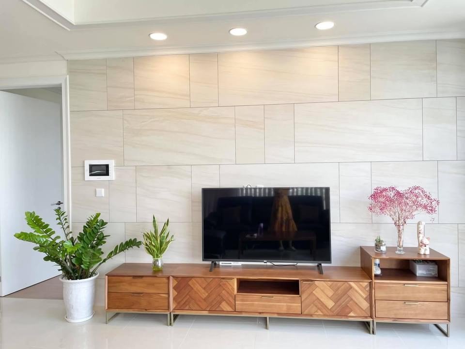 Chính chủ cho thuê căn hộ 3 phòng ngủ 125m2 nội thất cực đẹp chung cư Starlake