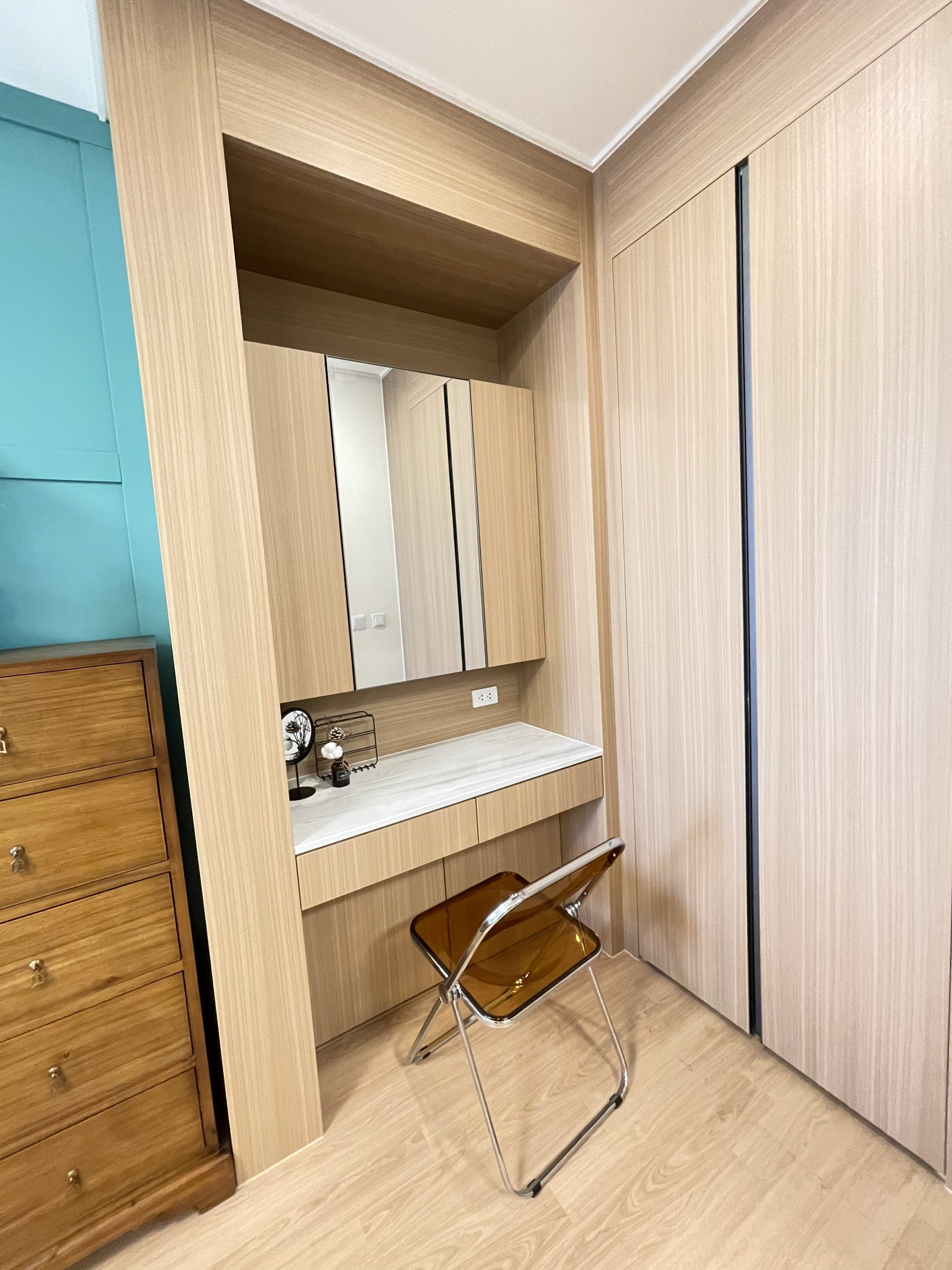 Chính chủ cần cho thuê căn hộ 2 phòng ngủ full đồ toà 902 chung cư Starlake