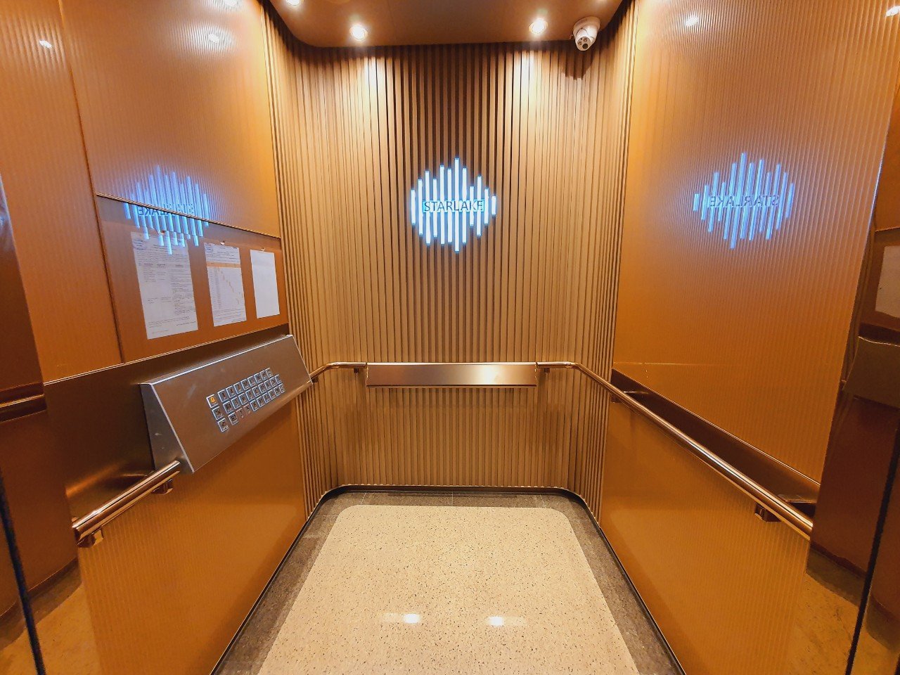 Cần cho thuê căn hộ 2 phòng ngủ 101m2 khu đô thị Starlake Tây Hồ Tây