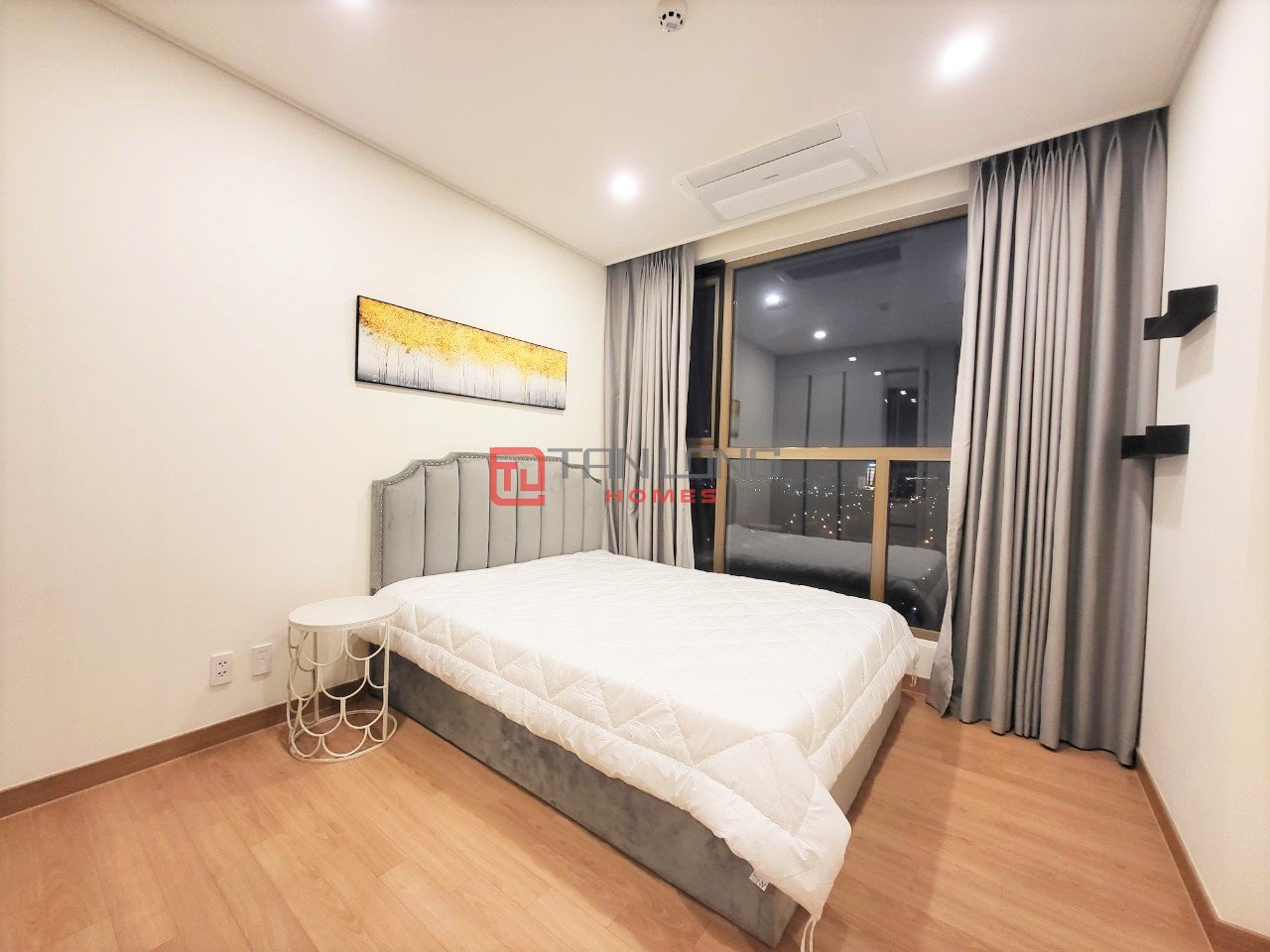 NHÀ ĐẸP - GIÁ TỐT! Cho thuê căn 2 ngủ 91m2 full đồ đẹp tòa 902 Starlake 6