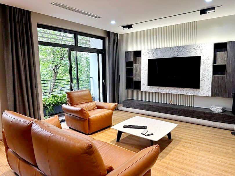 Bán nhà liền kề 132m2, khu Đô thị Starlake-Tây Hồ Tây full nội thất, có thang máy.
