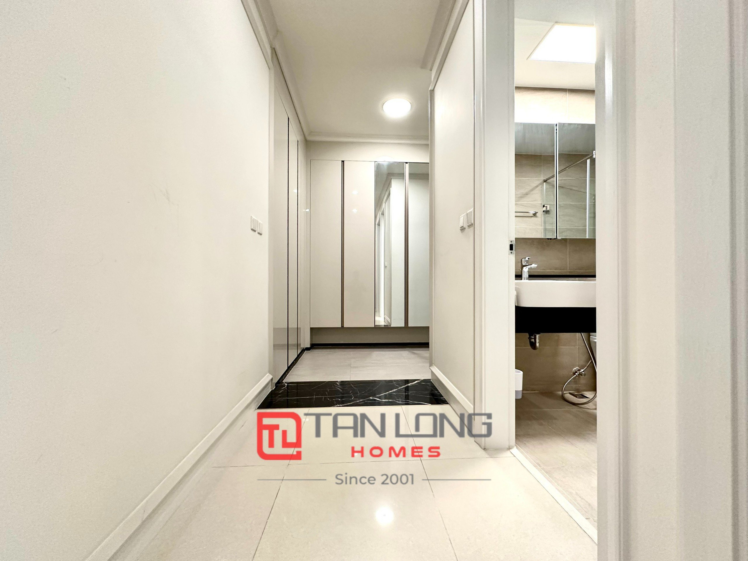 Rẻ nhất tại Starlake! Cho thuê 3 ngủ 110m2 mới nguyên bản giá chỉ 30 triệu/tháng 10