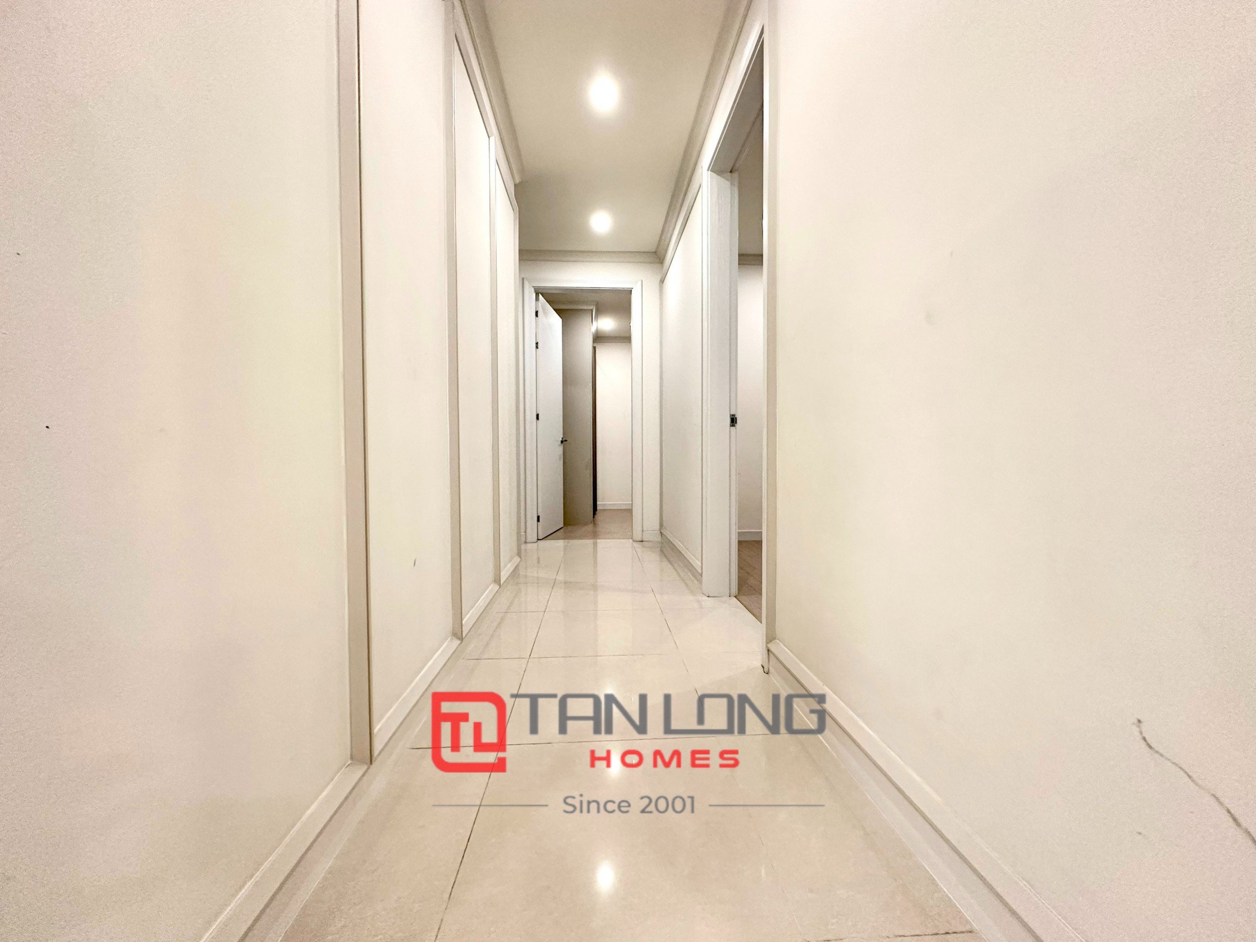 Rẻ nhất tại Starlake! Cho thuê 3 ngủ 110m2 mới nguyên bản giá chỉ 30 triệu/tháng 5