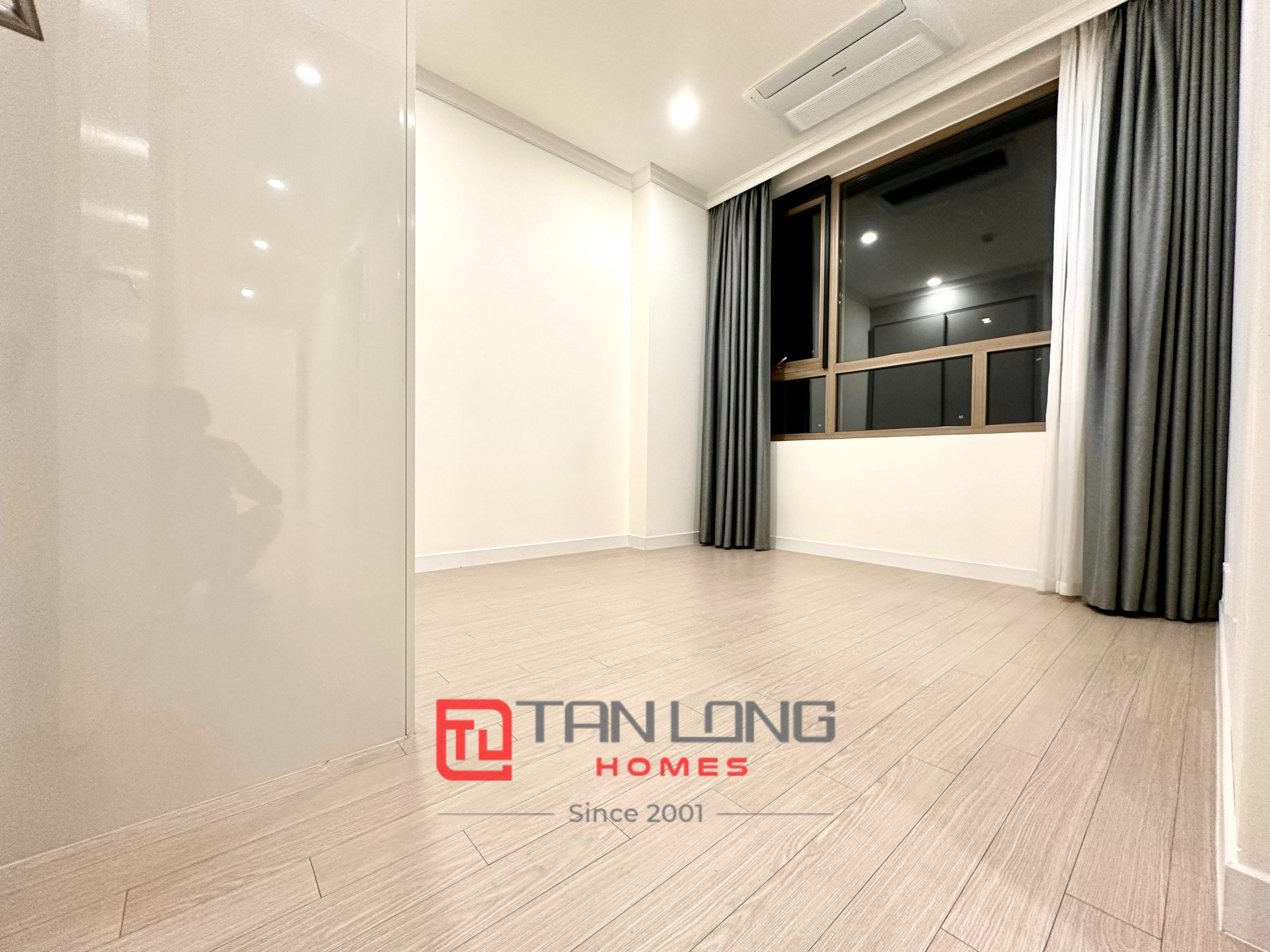 Rẻ nhất tại Starlake! Cho thuê 3 ngủ 110m2 mới nguyên bản giá chỉ 30 triệu/tháng 9