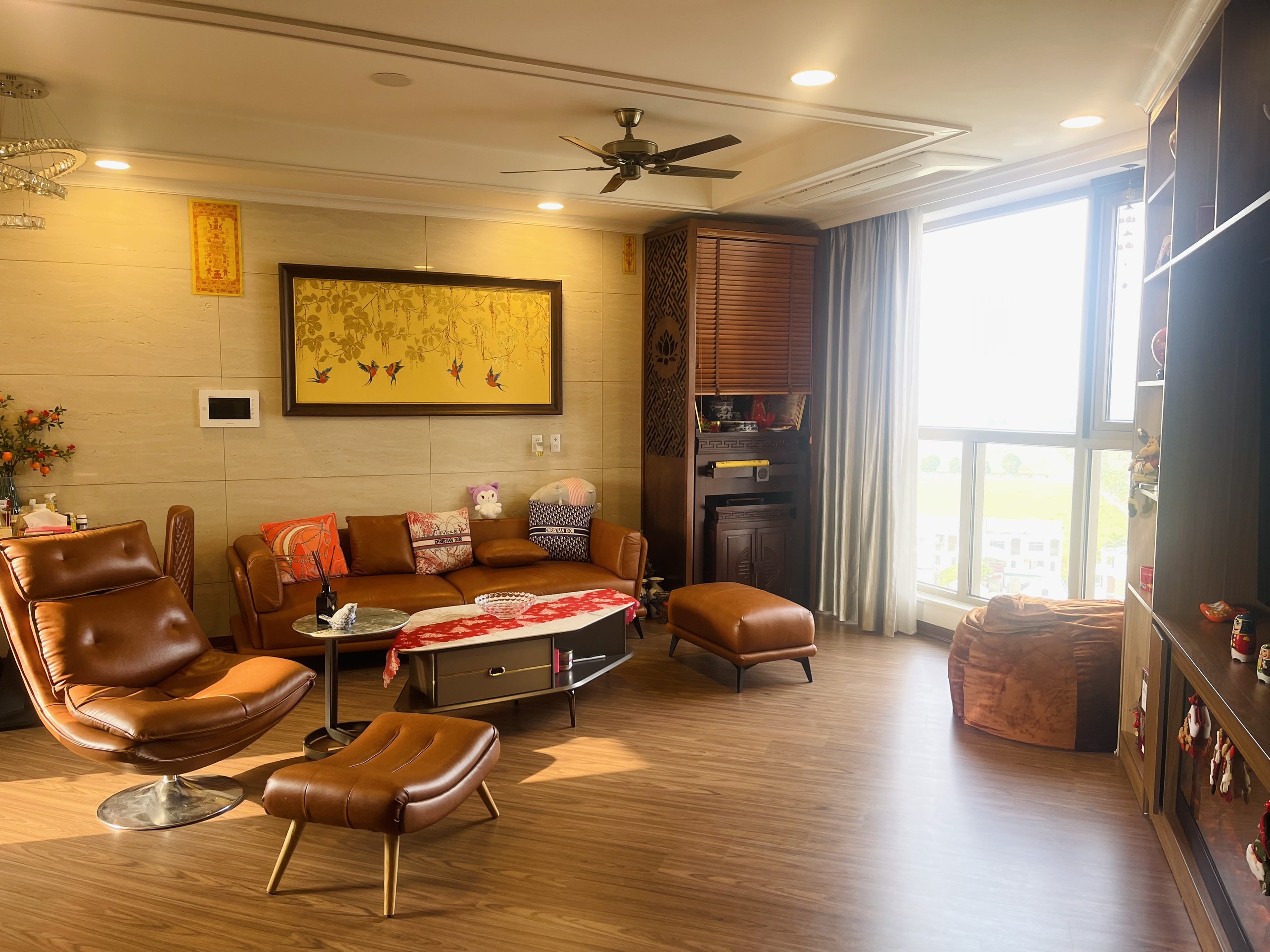 Bán căn 3PN/109,8m2 tầng trung view biệt thự, full đồ tòa 901 Starlake