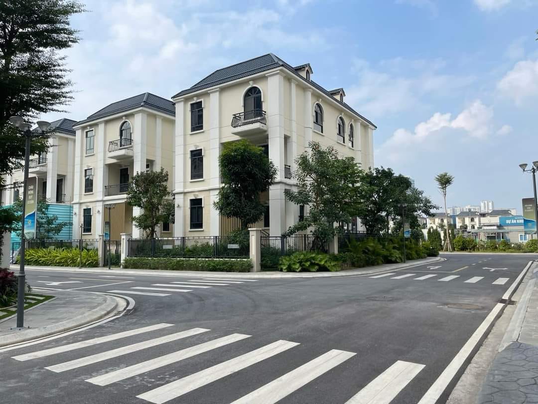 Chính chủ bán đơn lập 286m2 x 3 tầng vị trí đẹp, pháp lý đẩy đủ tại K7 Starlake