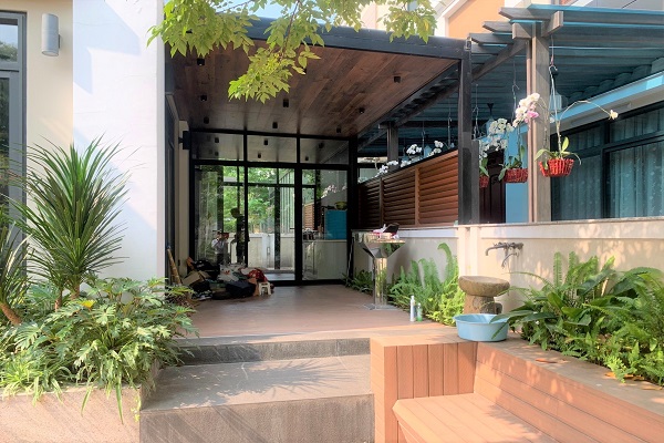 Cho thuê biệt thự 222m2 x 3 tầng full đồ nhập khẩu Châu Âu, giá tốt nhất hiện tại