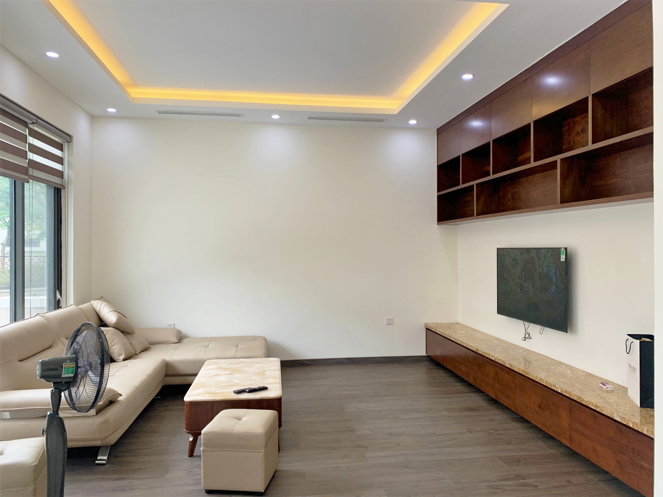 Cho thuê biệt thự song lập 4 ngủ 220m2 Starlake full đồ đẹp, giá cực tốt!