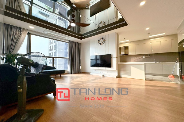 MỚI NHẤT! Cho thuê căn D3-101m2 | 2PN tầng trung view nội khu tòa 901 Starlake