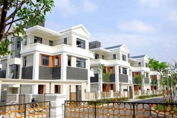 Biệt thự H7 vị trí đẹp xây dựng 3 tầng cần bán