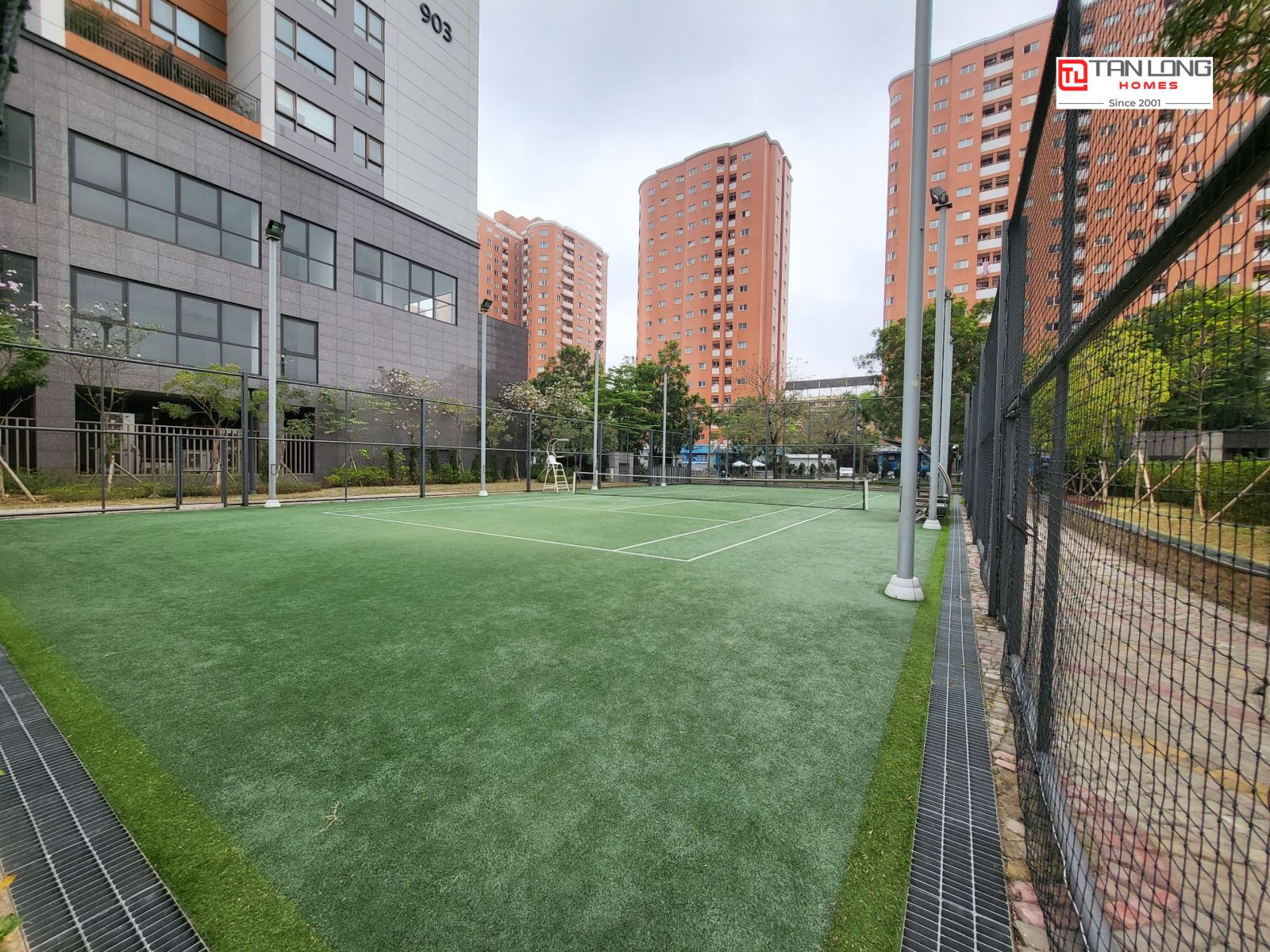 Sân cầu lông ngoài trời Sân cầu lông ngoài trời